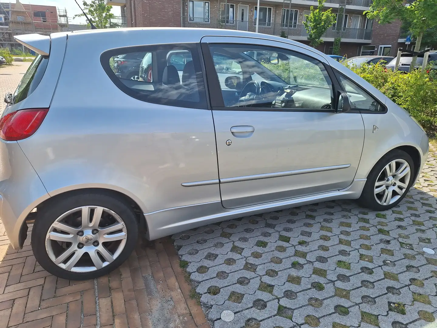 Mitsubishi Colt Colt 1.5 Turbo Grijs - 1