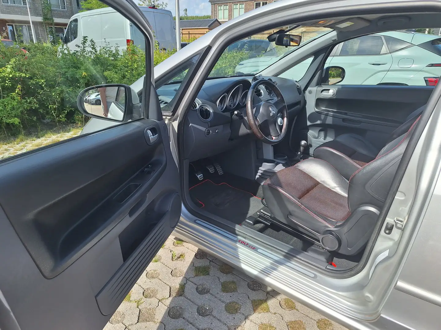 Mitsubishi Colt Colt 1.5 Turbo Grijs - 2