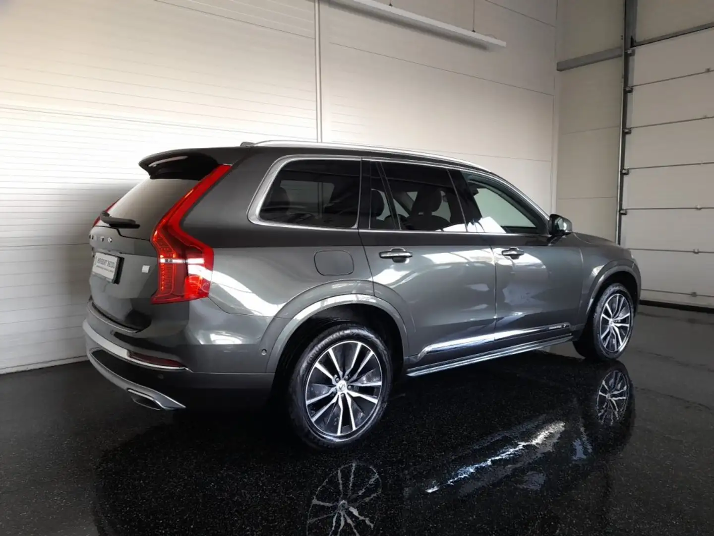 Volvo XC90 T8 INSCRIPTION Expression PHEV 4x4 Aut *7-SITZE / SKY / VOLL LED / NAVI / VIRTUELL / HEAD-UP / VOLLEDER / 360° KAMERA* Grau - 2