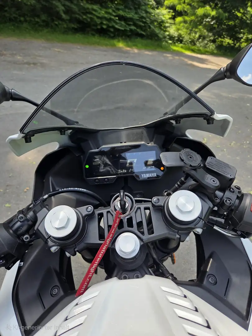 Yamaha YZF-R125 bijela - 2