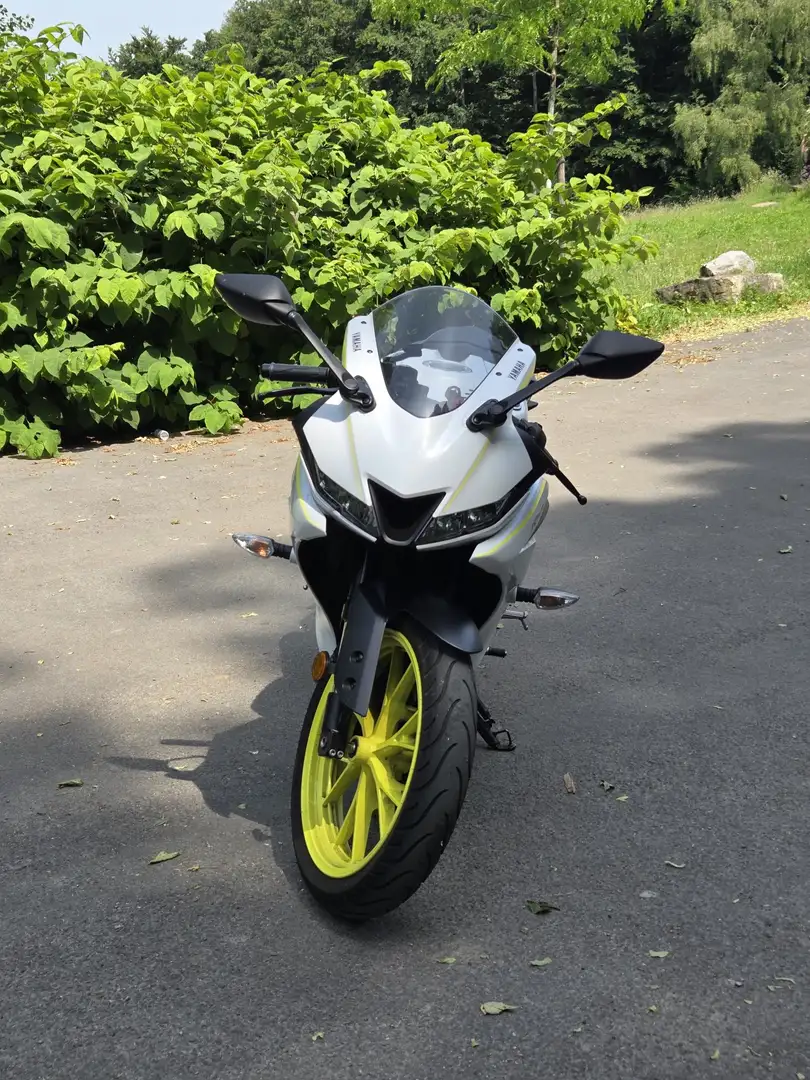 Yamaha YZF-R125 Білий - 1