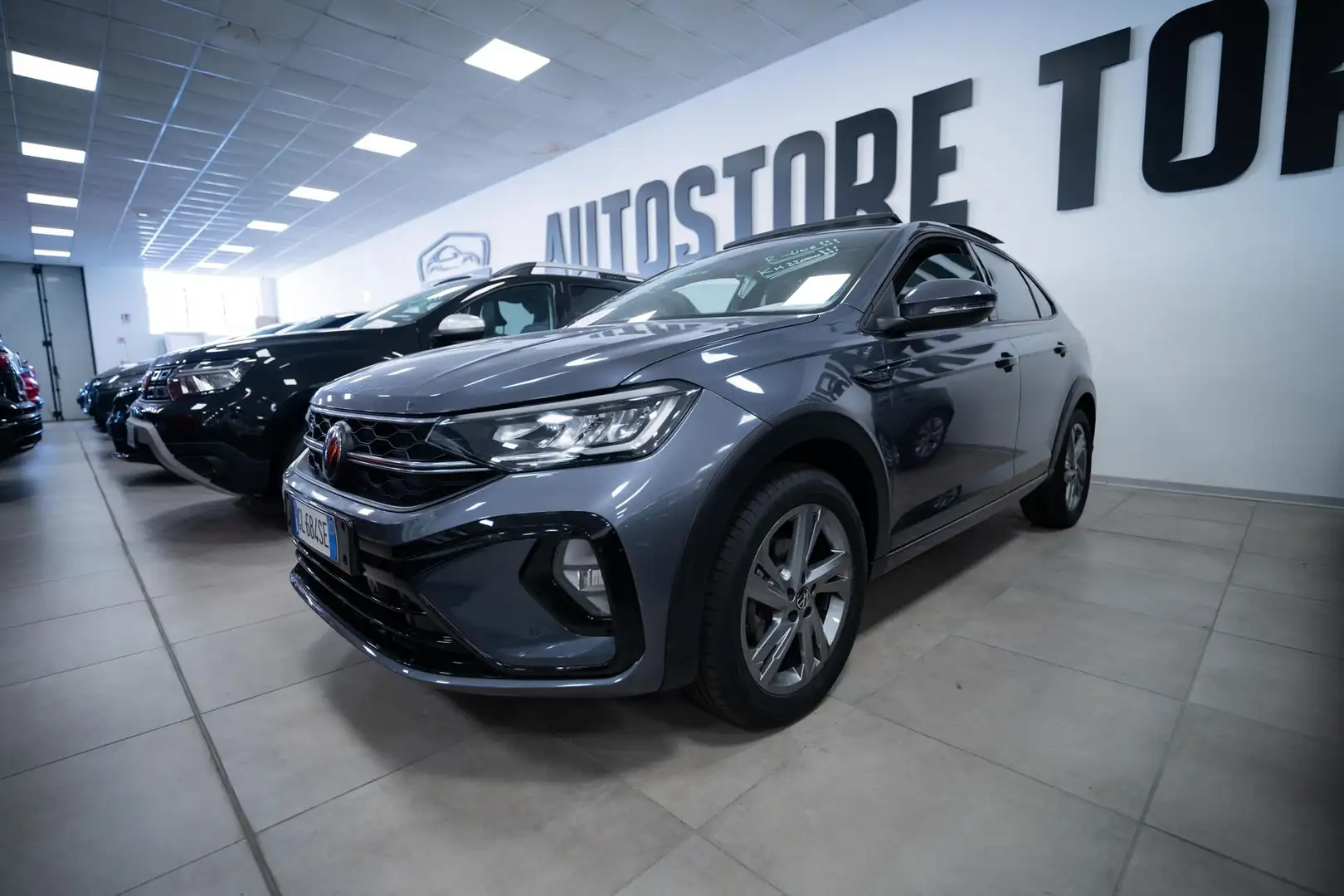 Volkswagen Taigo 1.0 tsi R-Line 110cv - 1