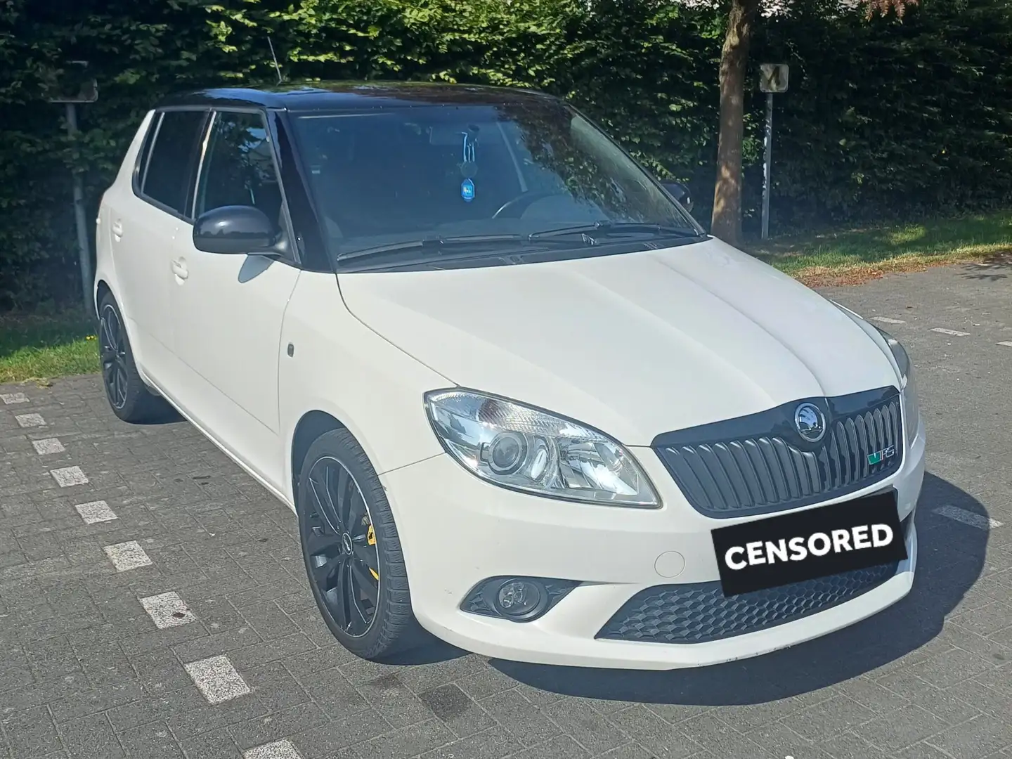 Skoda Fabia Fabia RS 1.4 essence Automatique Blanc - 2