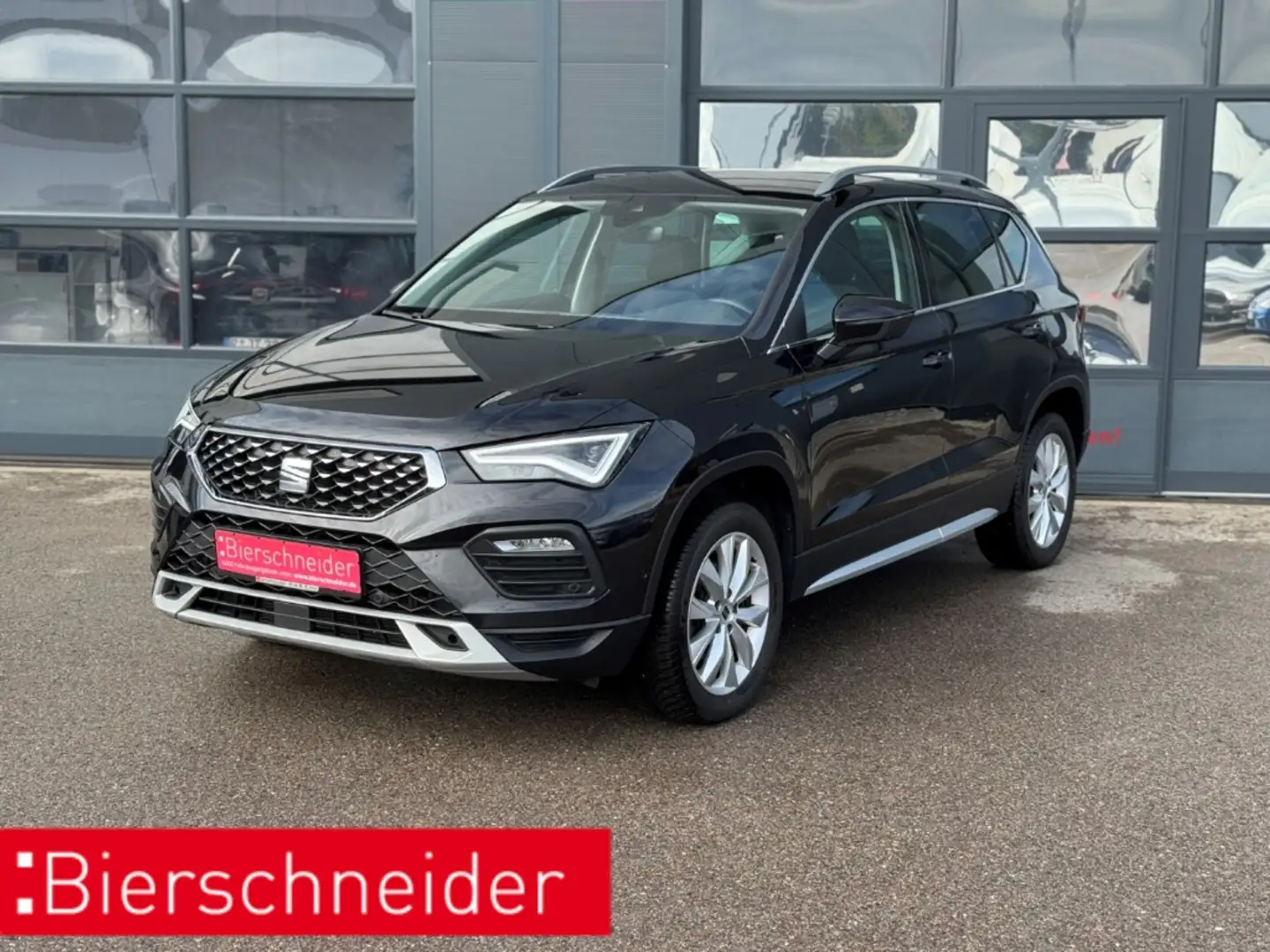 SEAT Ateca 1.5 TSI DSG Xperience LED NAVI AHK ACC PARKASS KAM Schwarz - 1