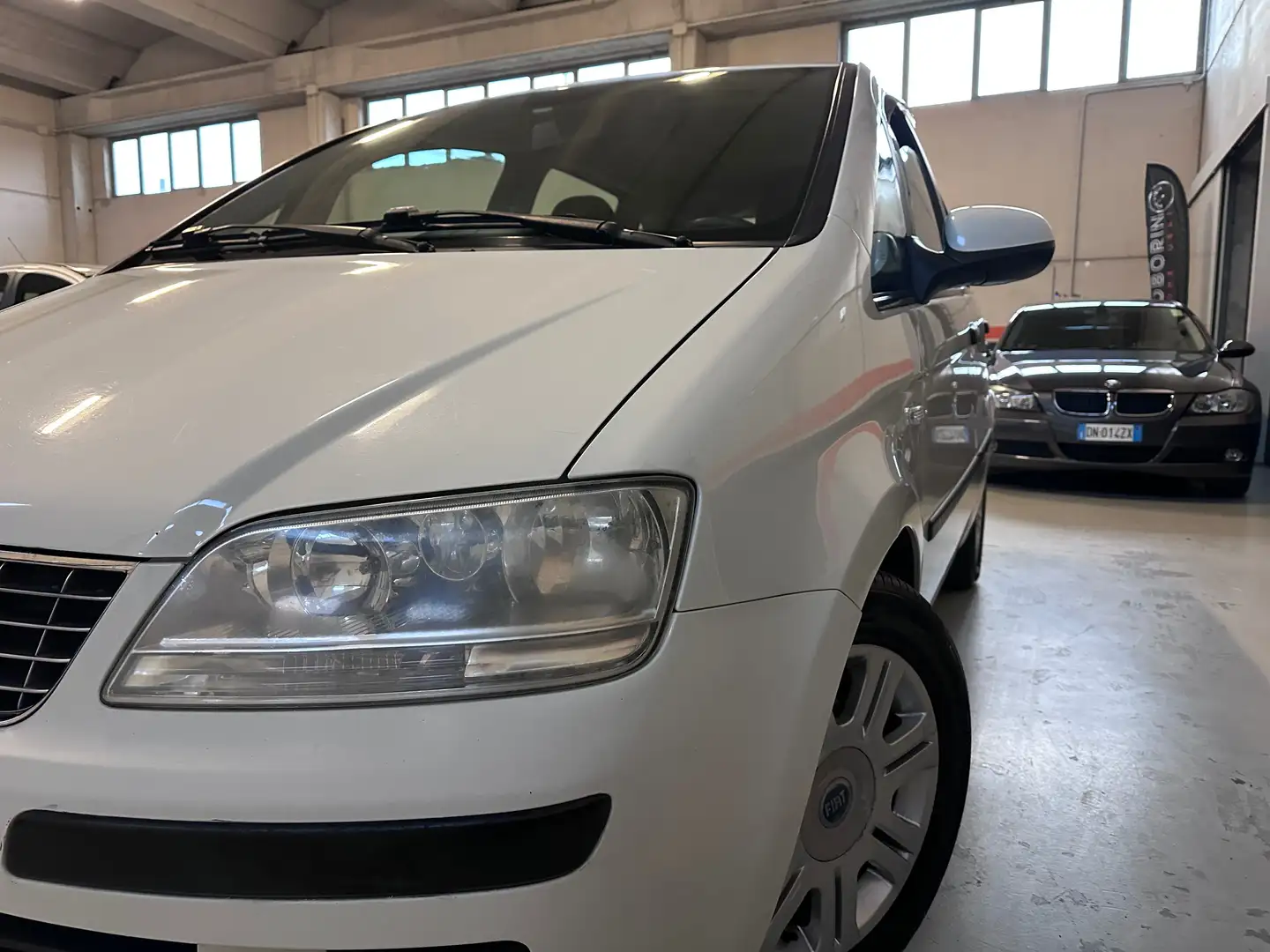 Fiat Idea Idea 1.4 16v Active gpl Blanco - 2