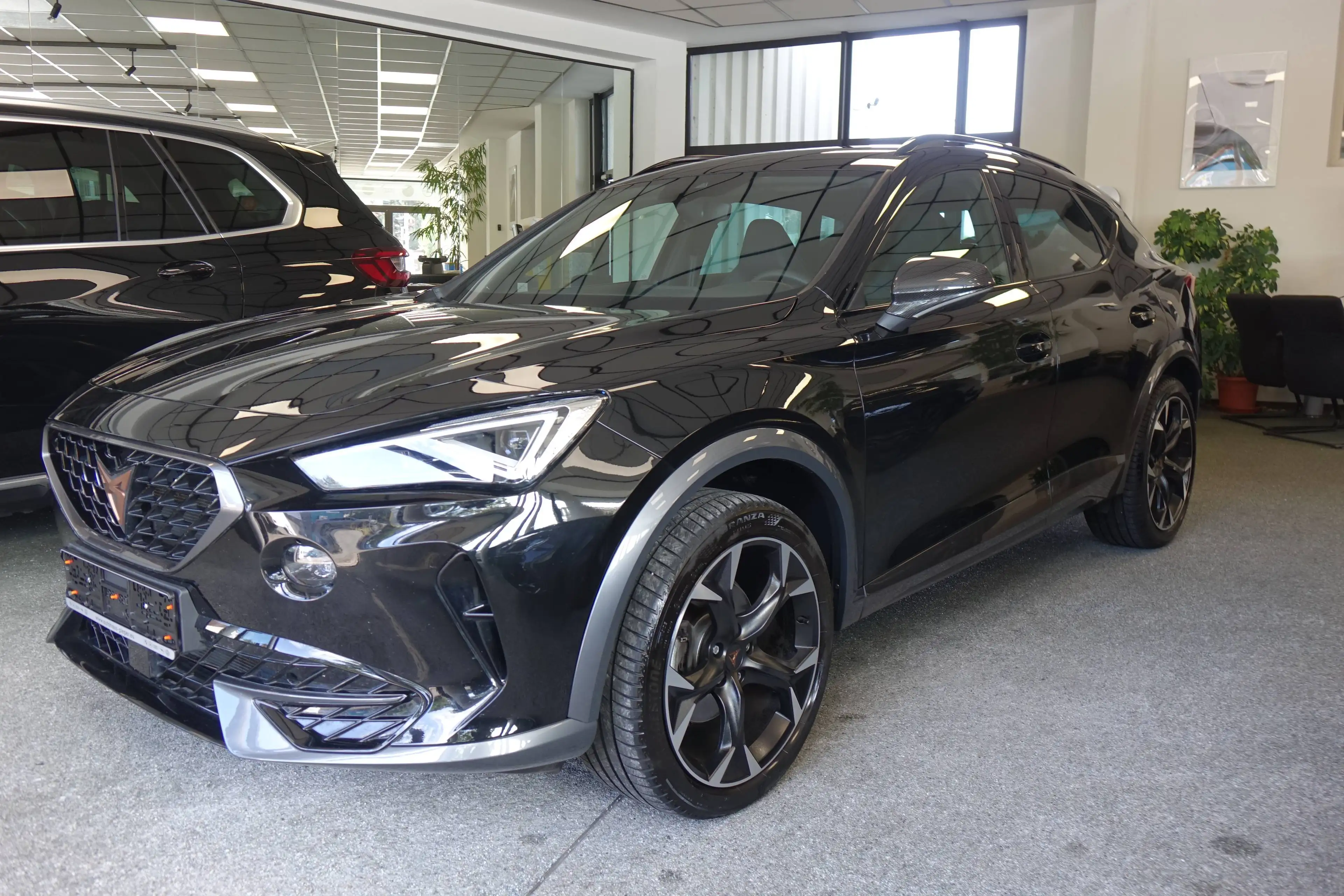 CUPRA Formentor 2.0 TDI +Memory+Beats+Matrix+Carbon+RFK+Sport-Schalensitze+ — photo 3