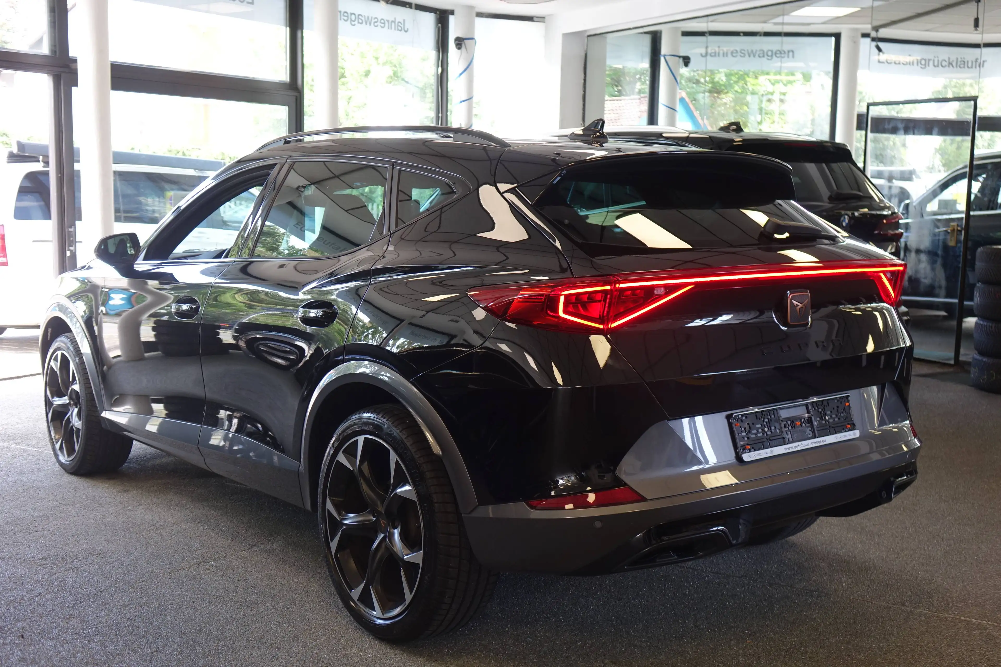 CUPRA Formentor 2.0 TDI +Memory+Beats+Matrix+Carbon+RFK+Sport-Schalensitze+ — photo 4