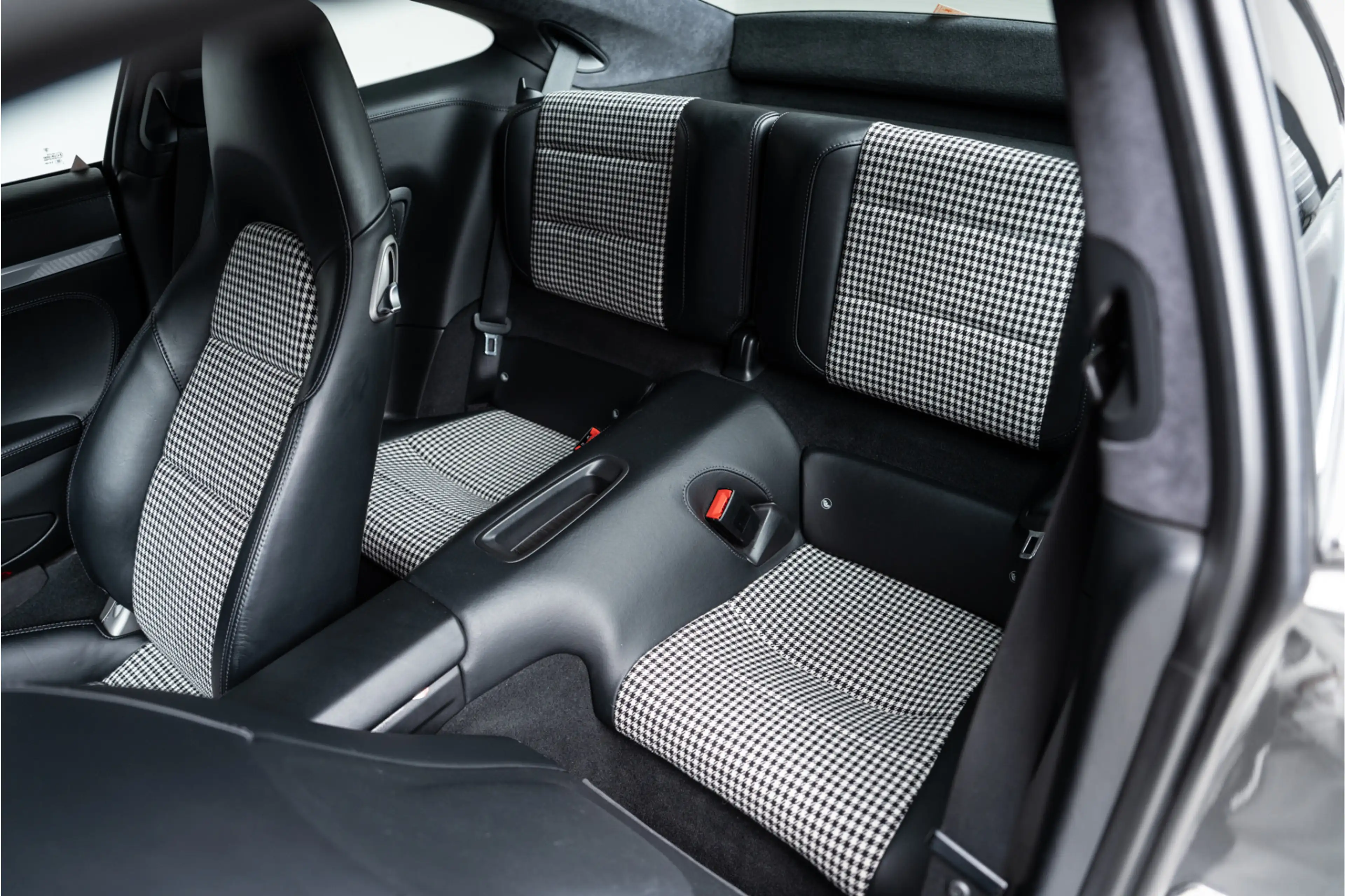 Porsche 991 3.8 Carrera 4S Pepita interieur | Sport Chrono — photo 13