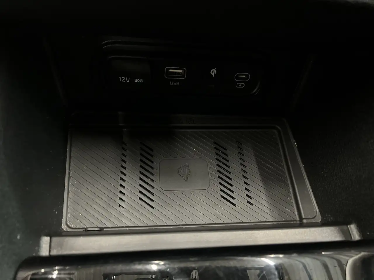 Kia Sportage снимка Kia Sportage