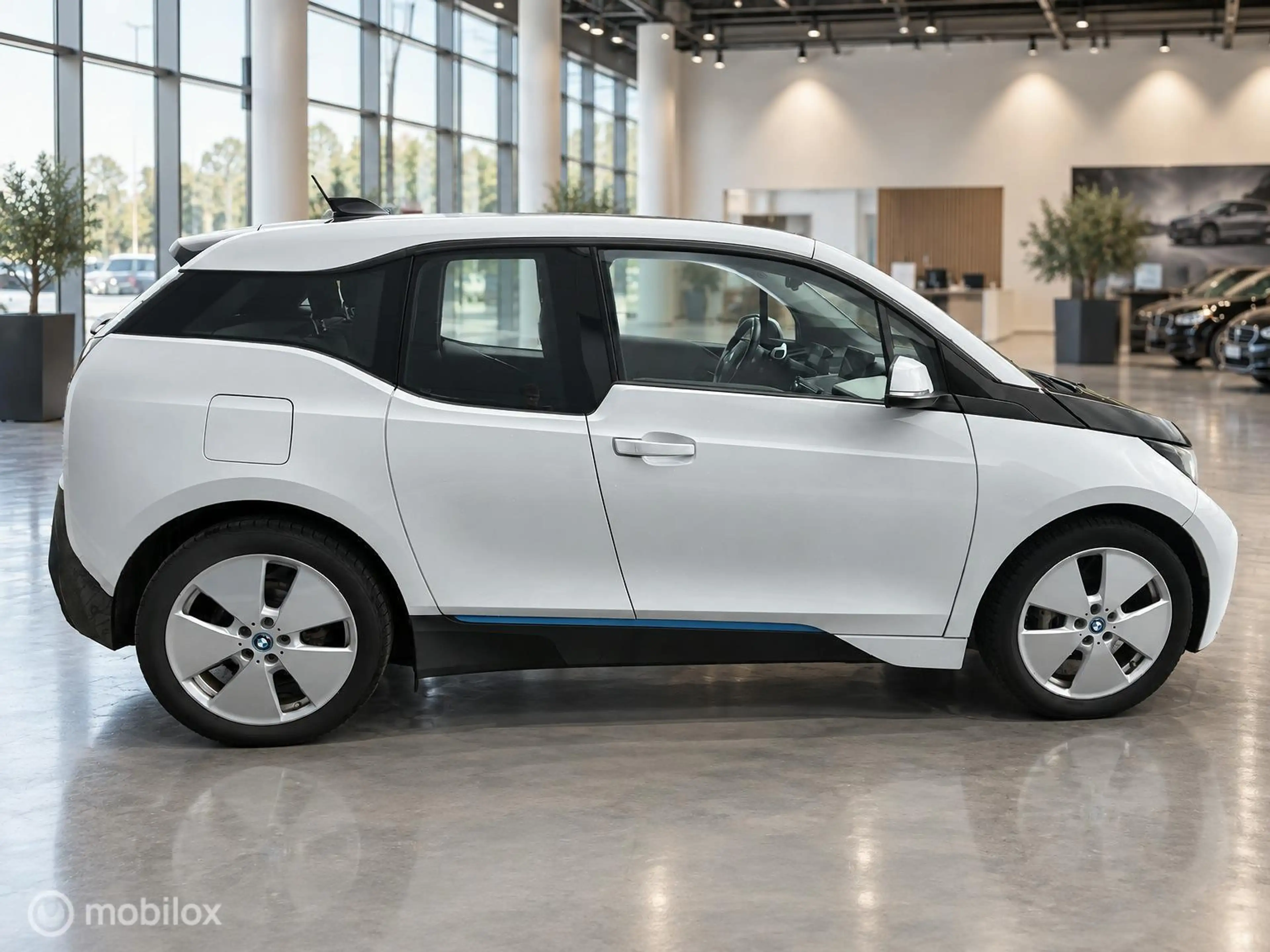 BMW i3 Basis Comfort | 22 kWh | SOH 79% | MOBA | 152.348 — photo 13