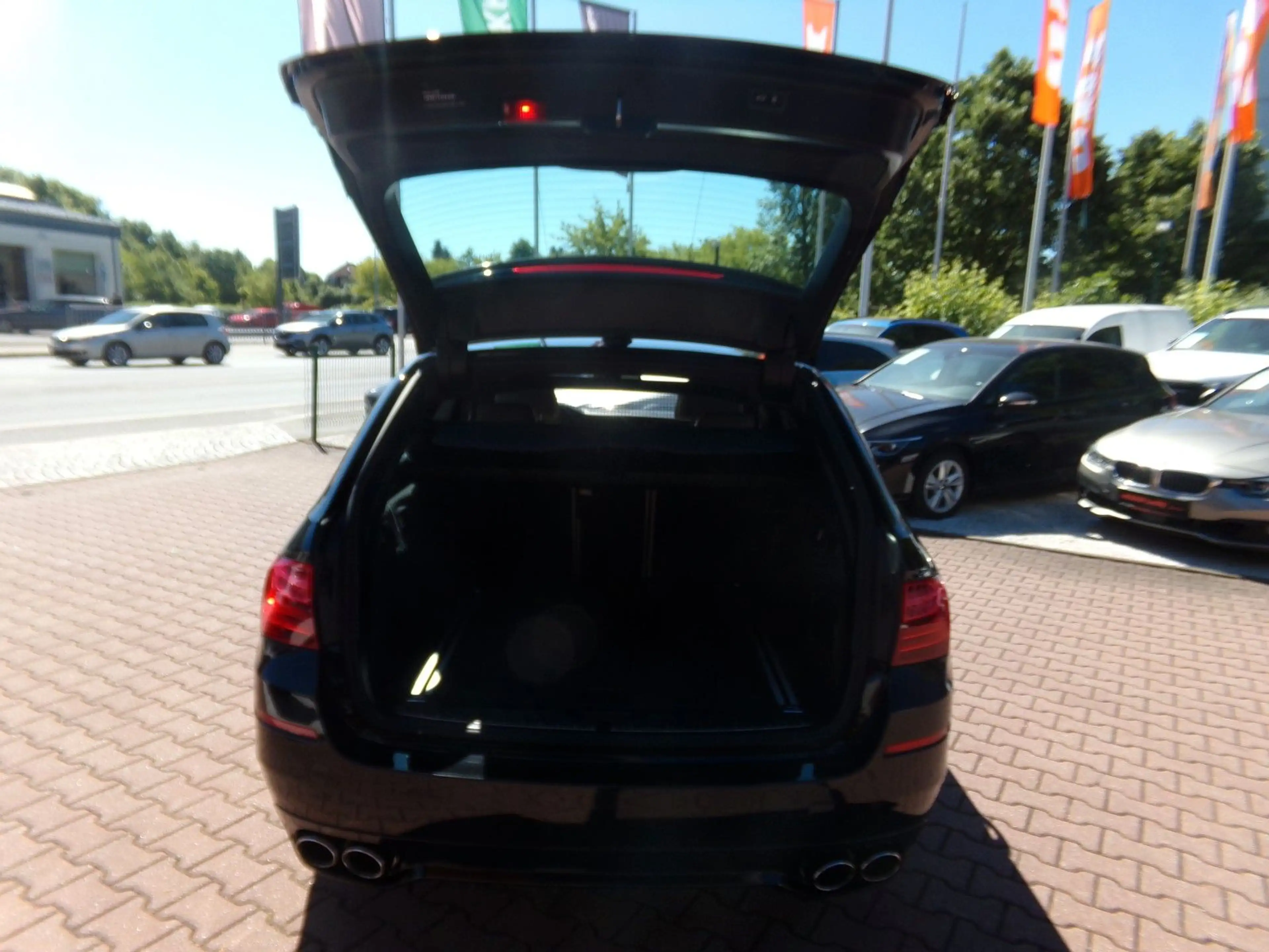 Alpina D5 3.0 Bi-Turbo Touring 1. Hand — photo 15
