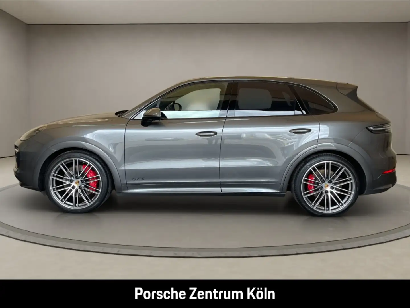 Porsche Cayenne GTS BOSE Sportabgasanlage Surround-View Grau - 2