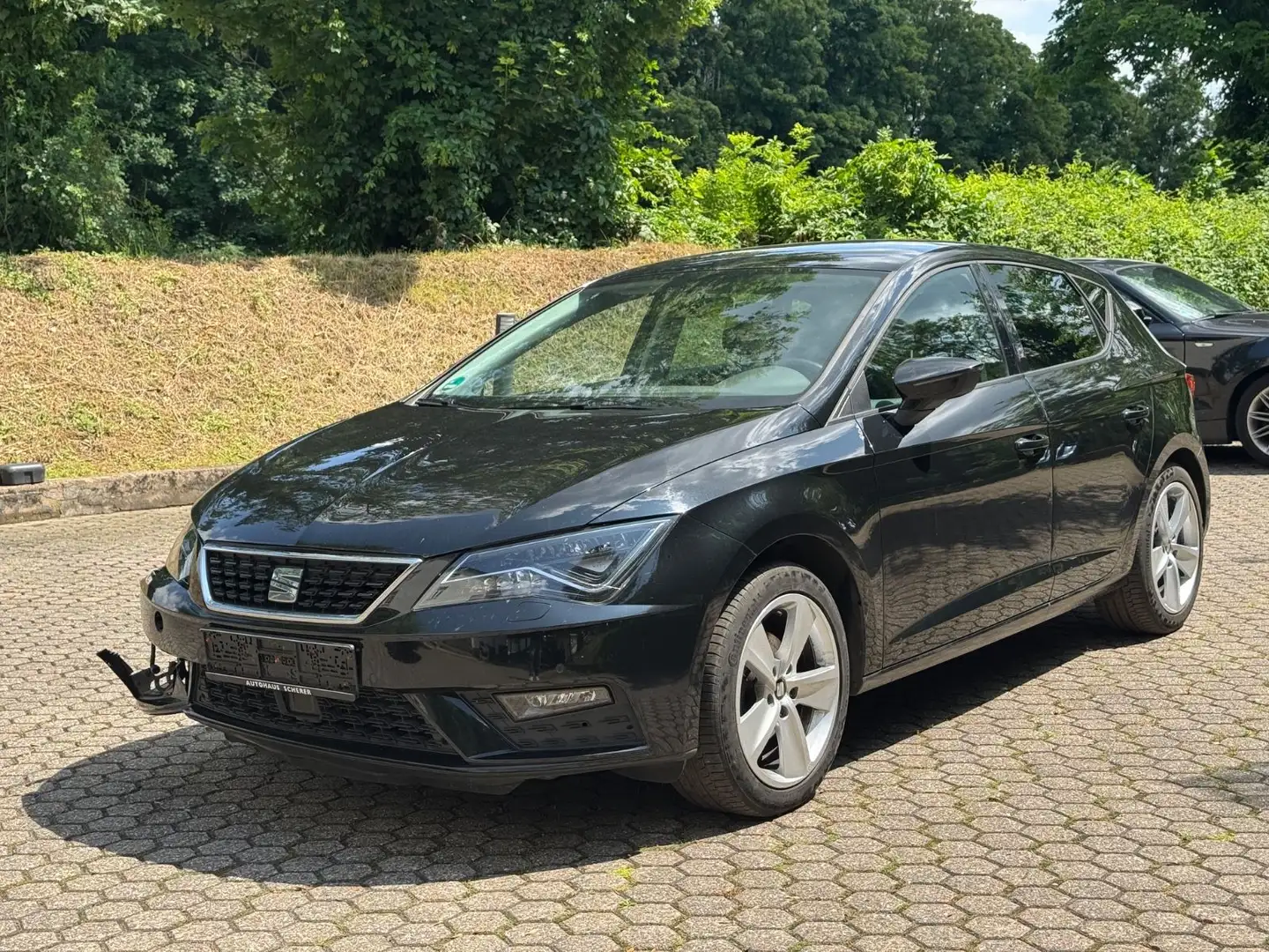 SEAT Leon 1.2TSI*WENIG KM*FACELIFT*FAHRBEREIT* Zwart - 1