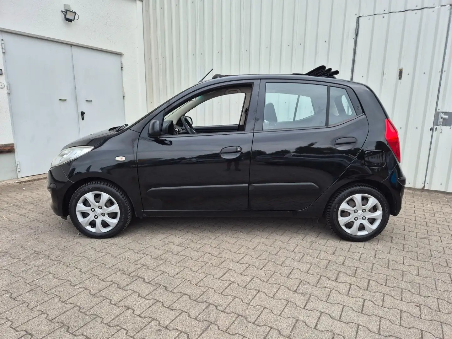 Hyundai i10 5 Star Edition - TÜV NEU - 1.HAND - FALTDACH Schwarz - 2