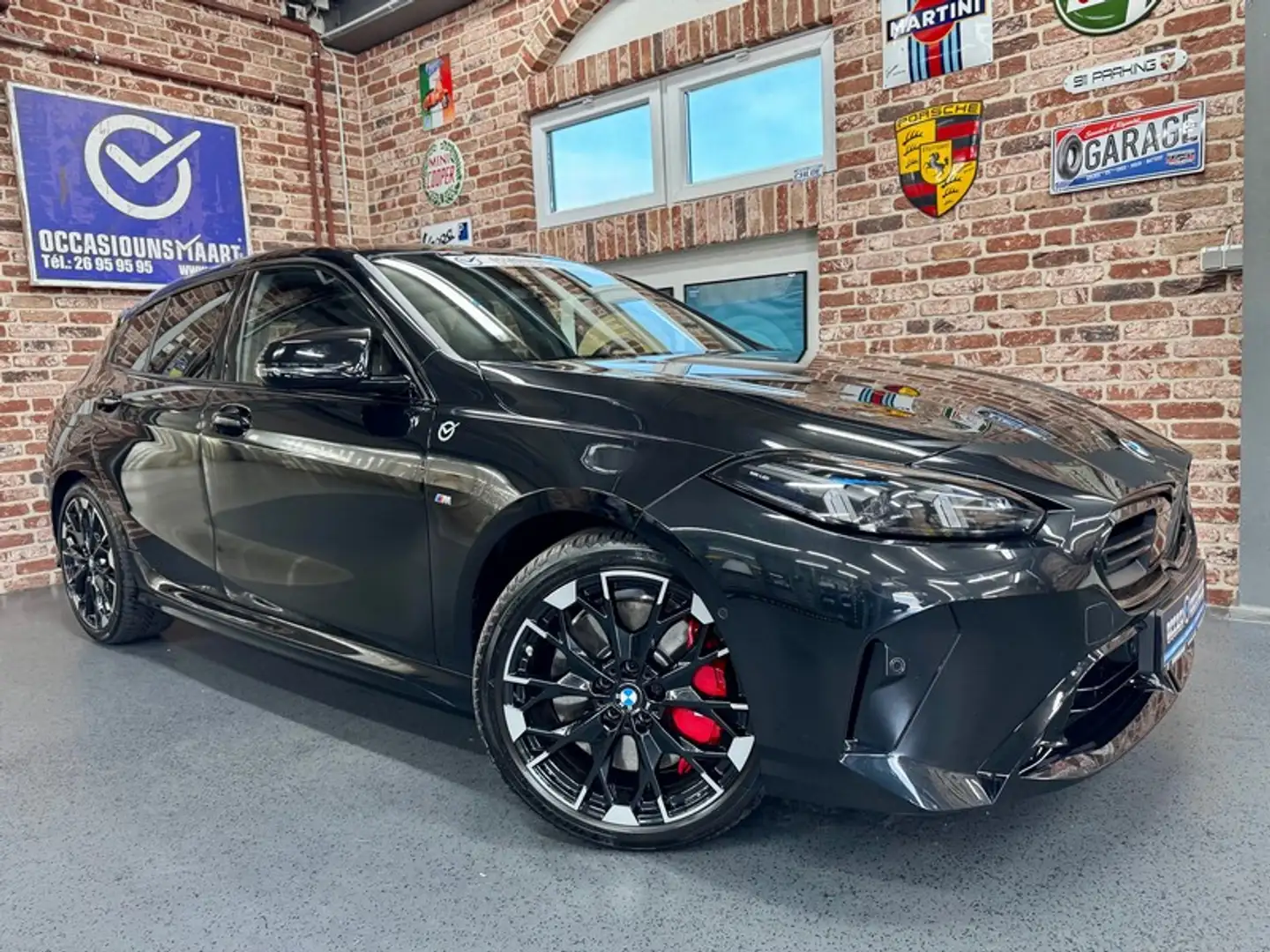BMW 135 M135iA 2.0 301cv Auto xDrive M-SPORT PRO (New Mod Noir - 1