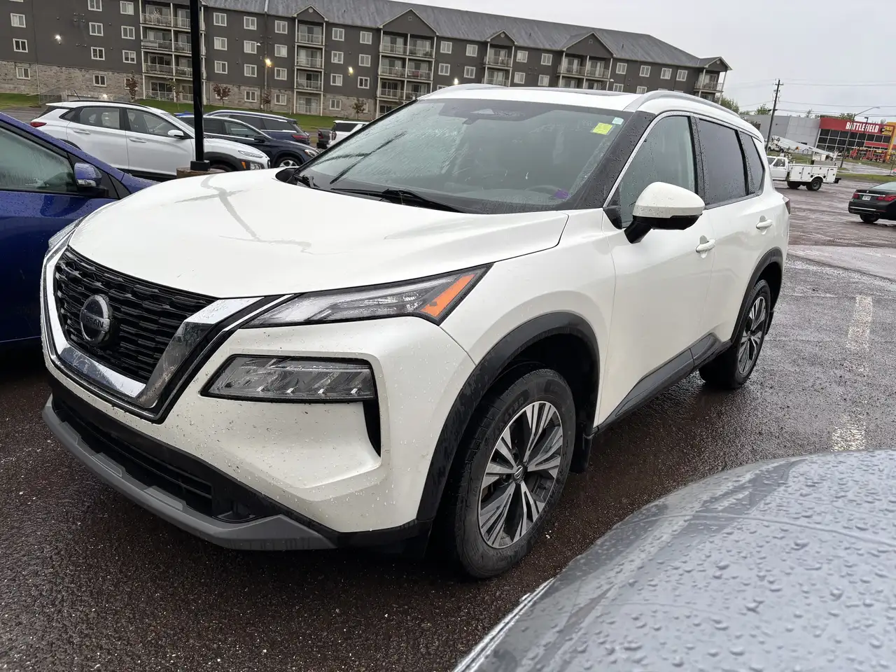 Nissan Rogue снимка Nissan Rogue
