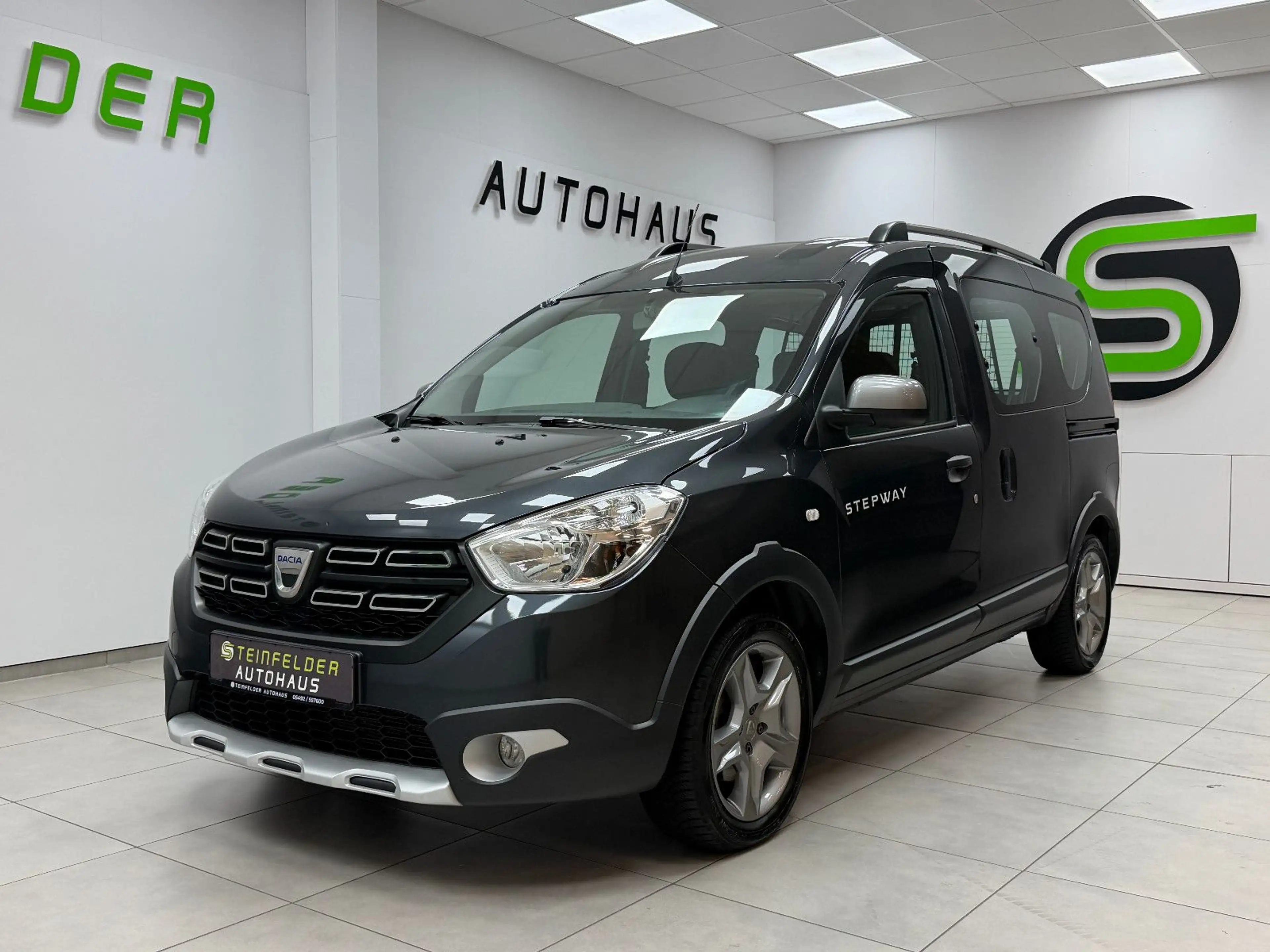 Dacia Dokker Stepway Plus TEMPOMAT / KAMERA / NAVI — photo 3