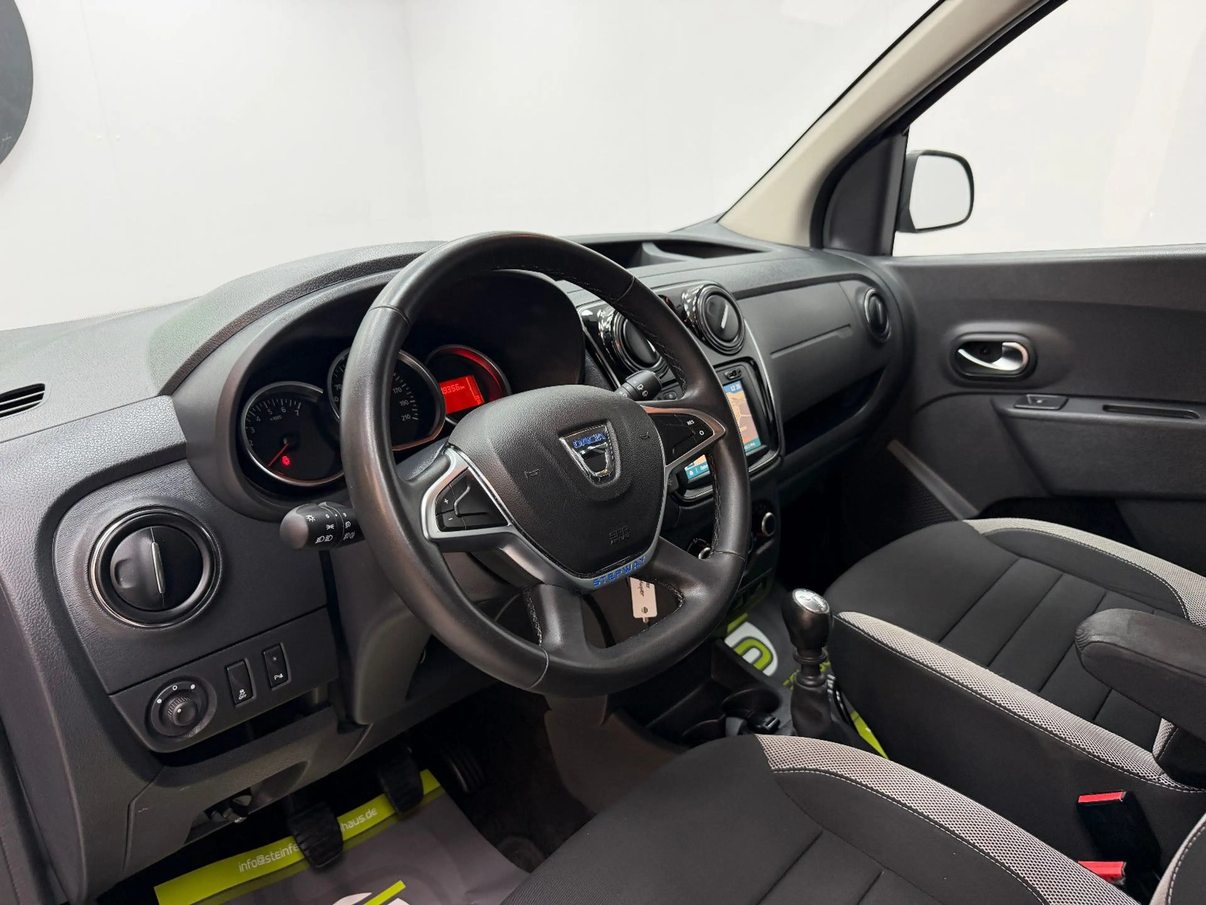 Dacia Dokker Stepway Plus TEMPOMAT / KAMERA / NAVI — photo 10