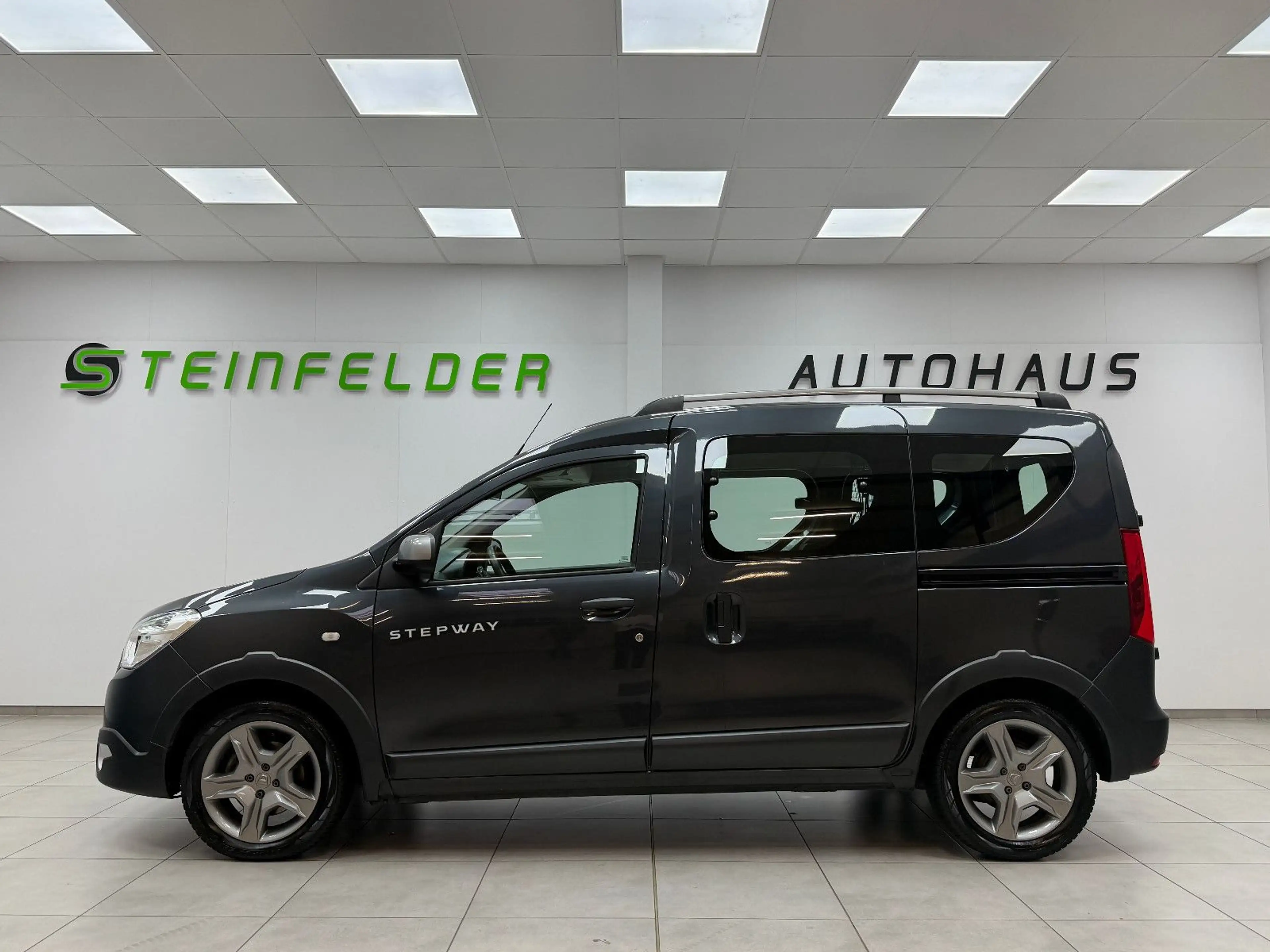 Dacia Dokker Stepway Plus TEMPOMAT / KAMERA / NAVI — photo 4