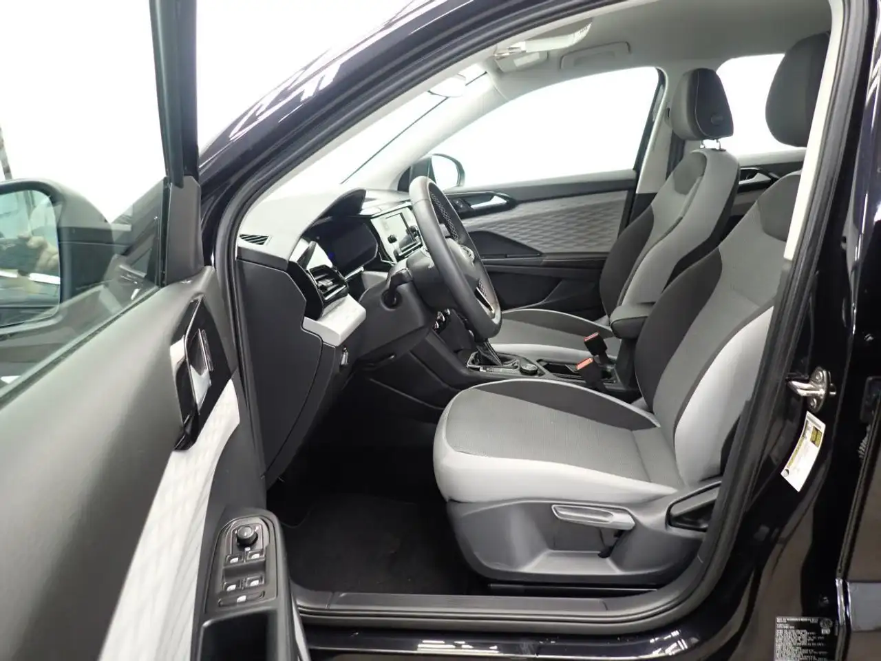 Volkswagen Taos снимка Volkswagen Taos
