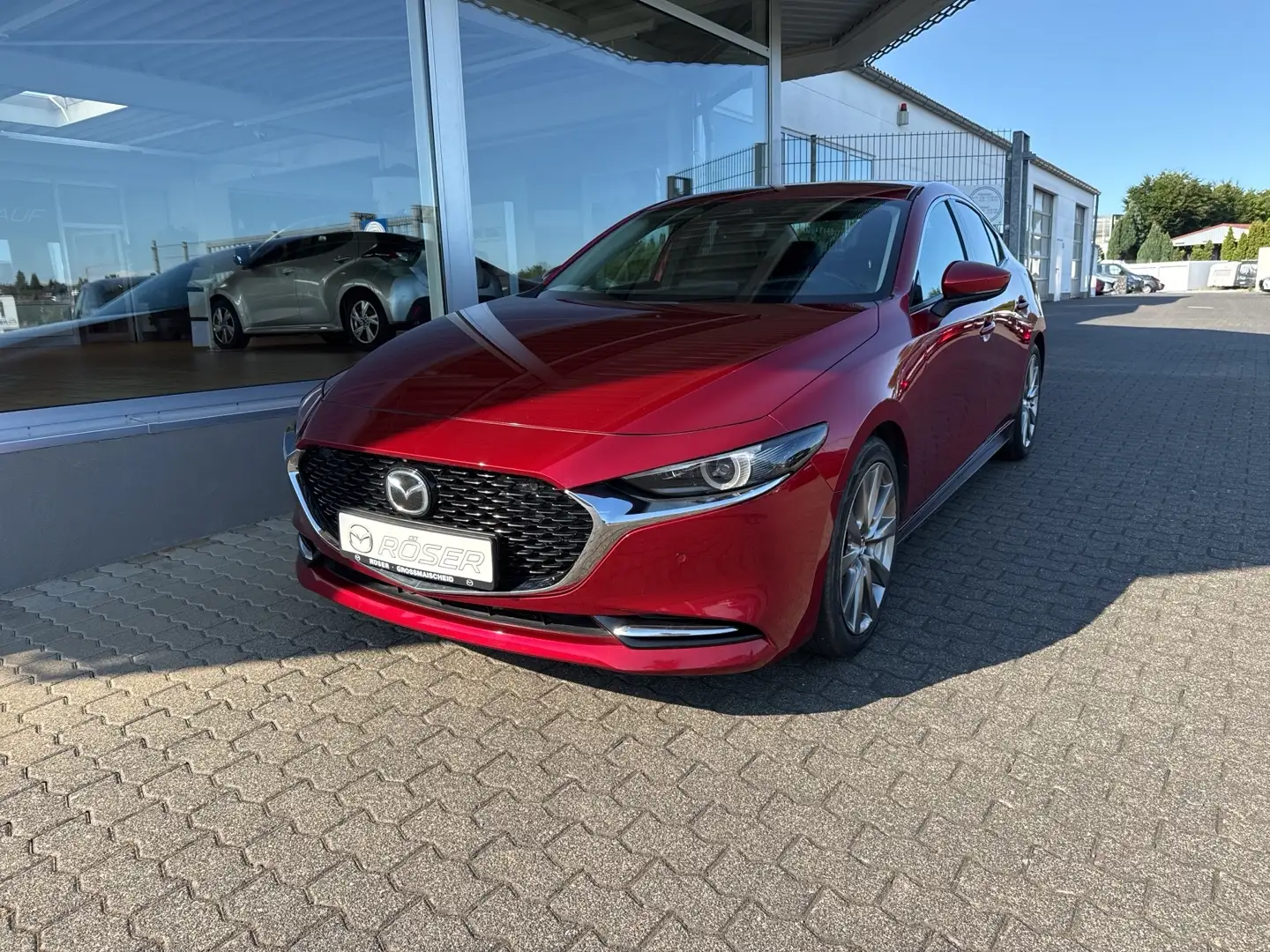 Mazda 3 FB Selection Design-P. iActivsense-P. Bose Leder Rot - 1