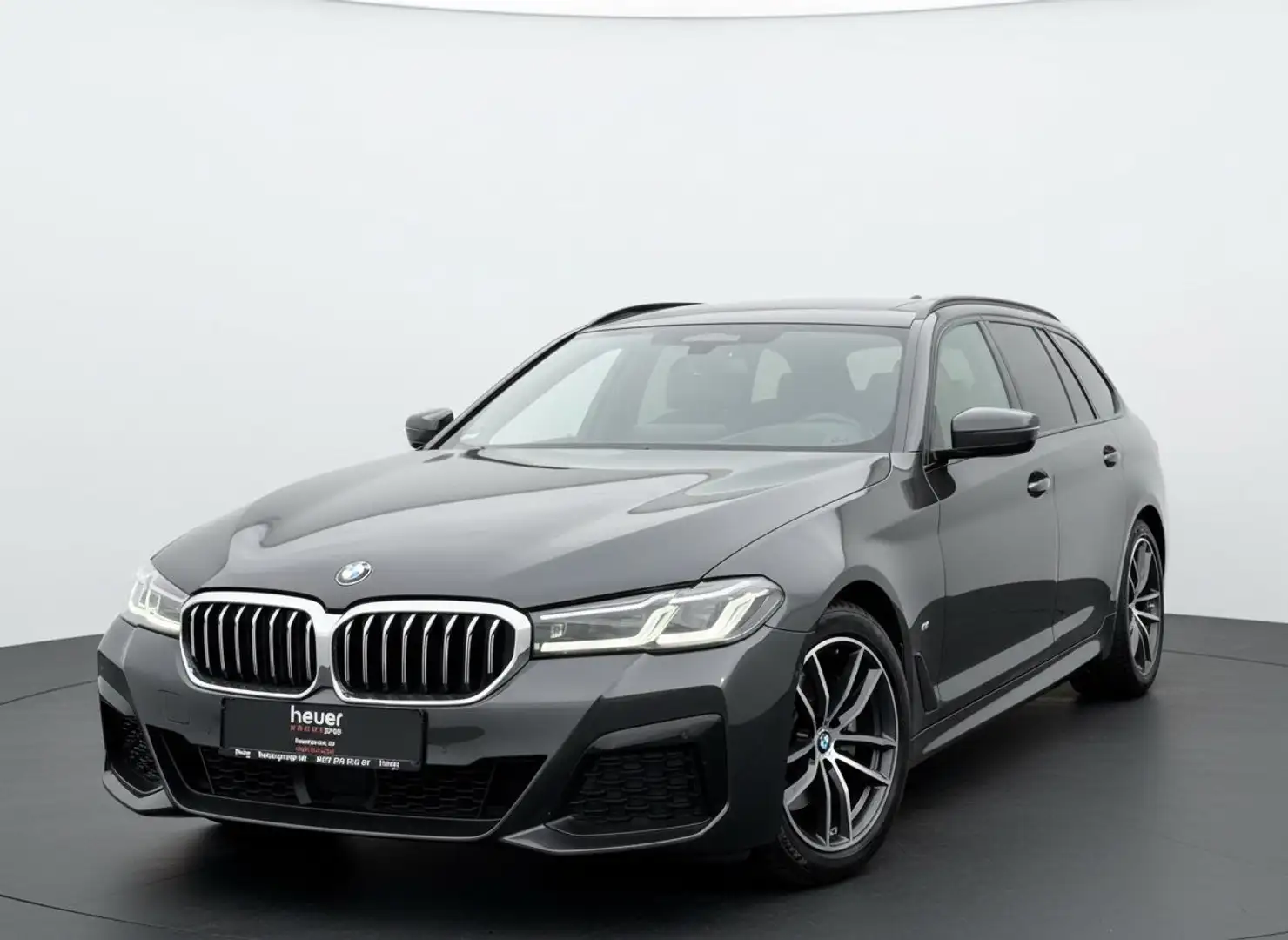 BMW 520 d M Sport/SHADOW/BUSINESS/HEAD-UP/PANO/ Grau - 1