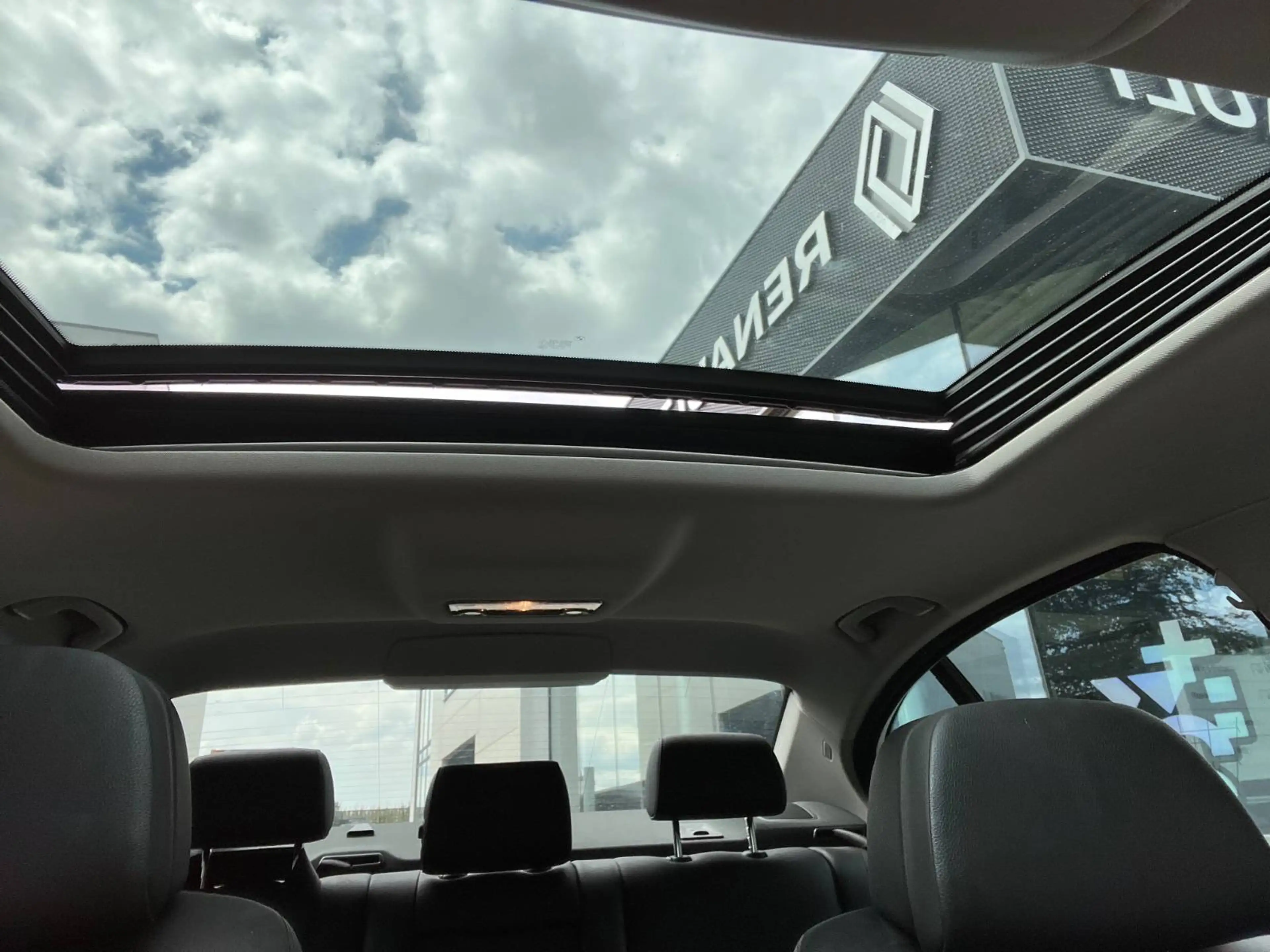 BMW 535 Gran Turismo 535 dXA — photo 12