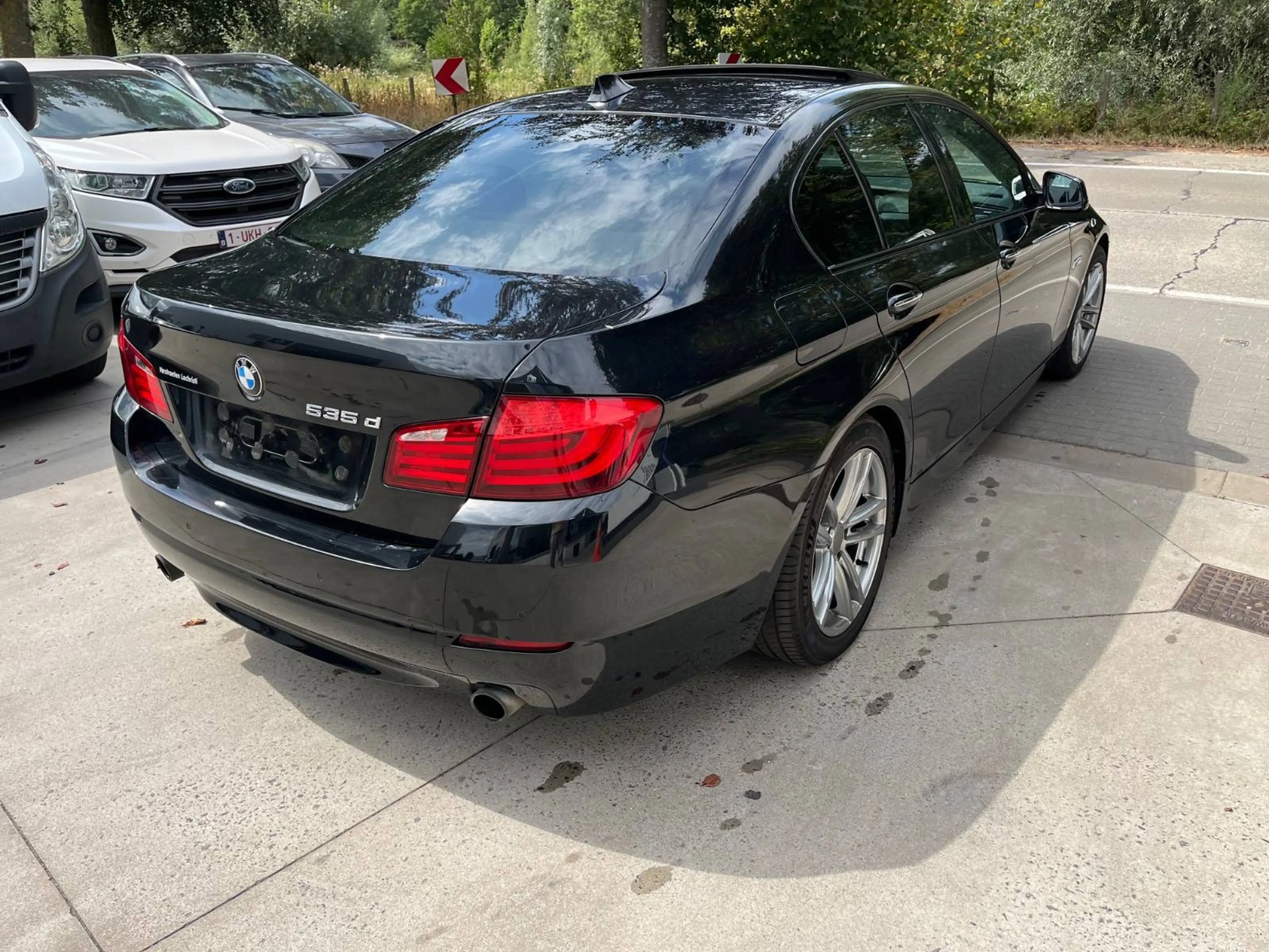 BMW 535 Gran Turismo 535 dXA — photo 3