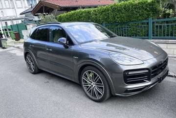 III E-Hybrid PHEV 17,9 kWh Aut.