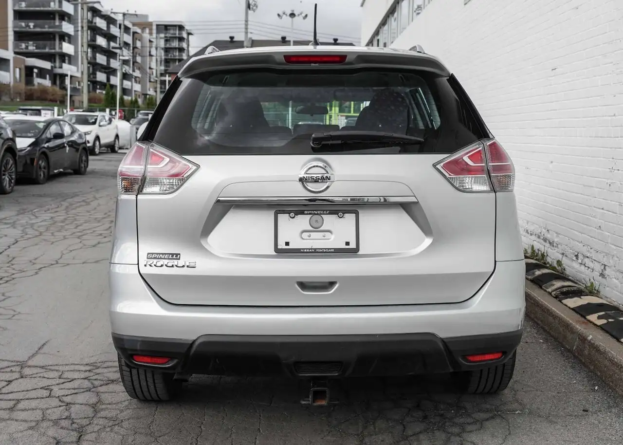 Nissan Rogue снимка Nissan Rogue