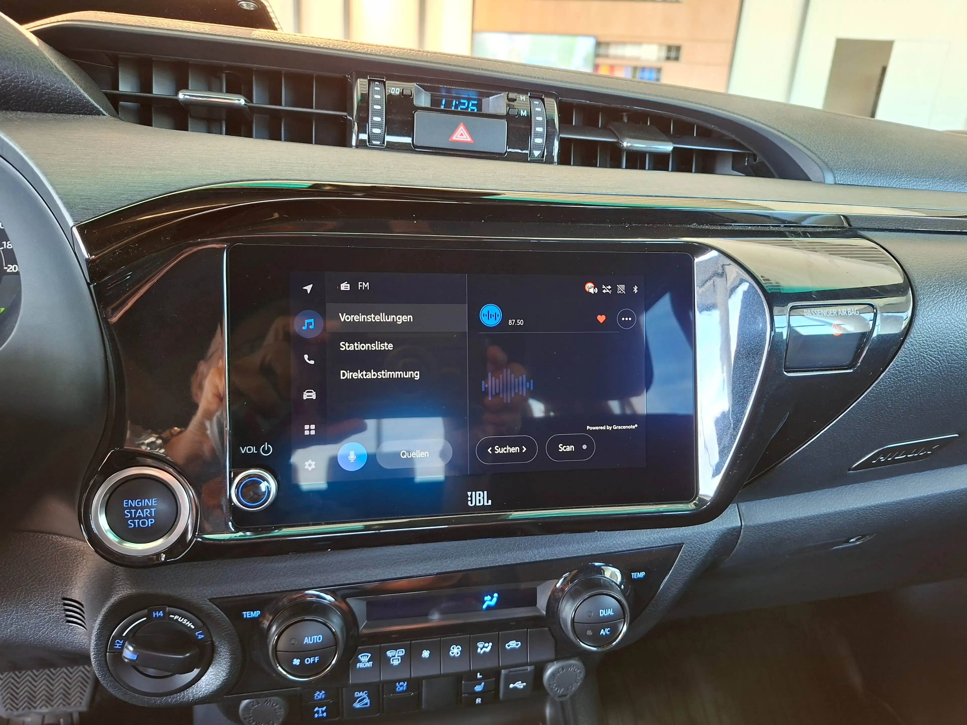 Toyota Hilux Hilux DK Invincible 4WD 2,8 D-4D Aut. Invincible — photo 8