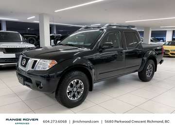 PRO-4X | Sunroof | Navigation | Bluetooth | Heated