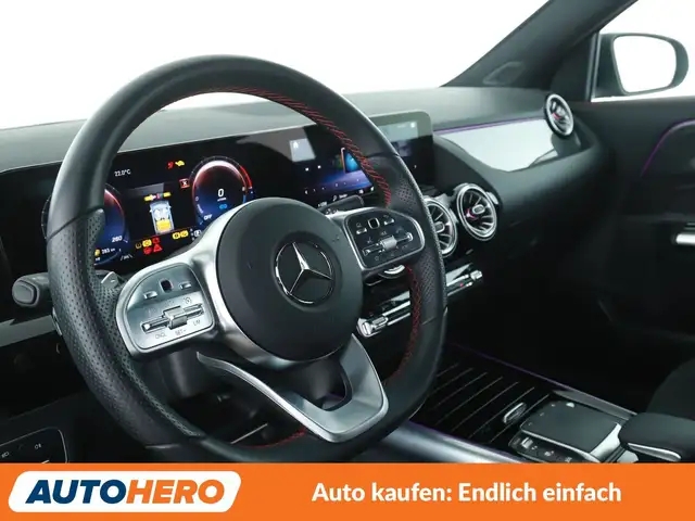 Mercedes-Benz Gla view 11