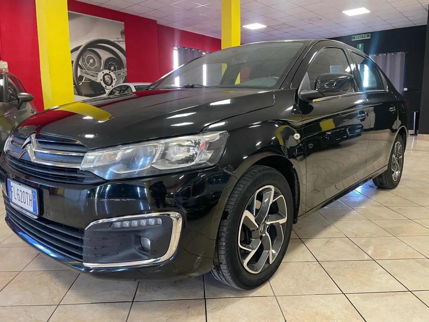 Citroen C-Elysée PureTech 82 Shine Nero - 2