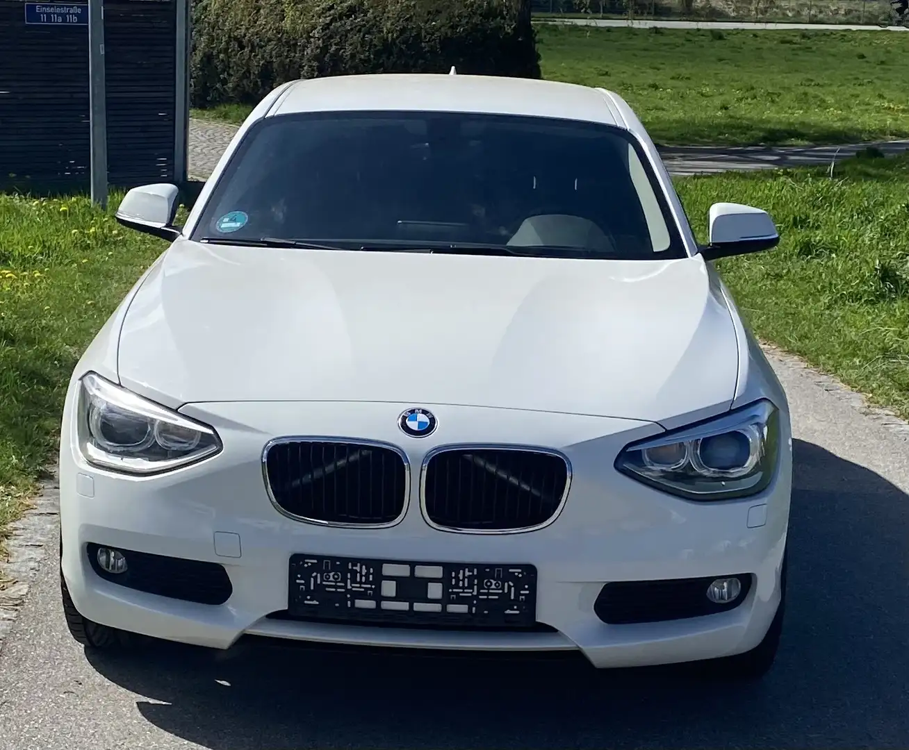 BMW 118 d - Advantage + Luxury Line Weiß - 2