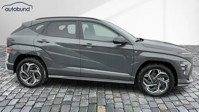 Hyundai Kona view 4