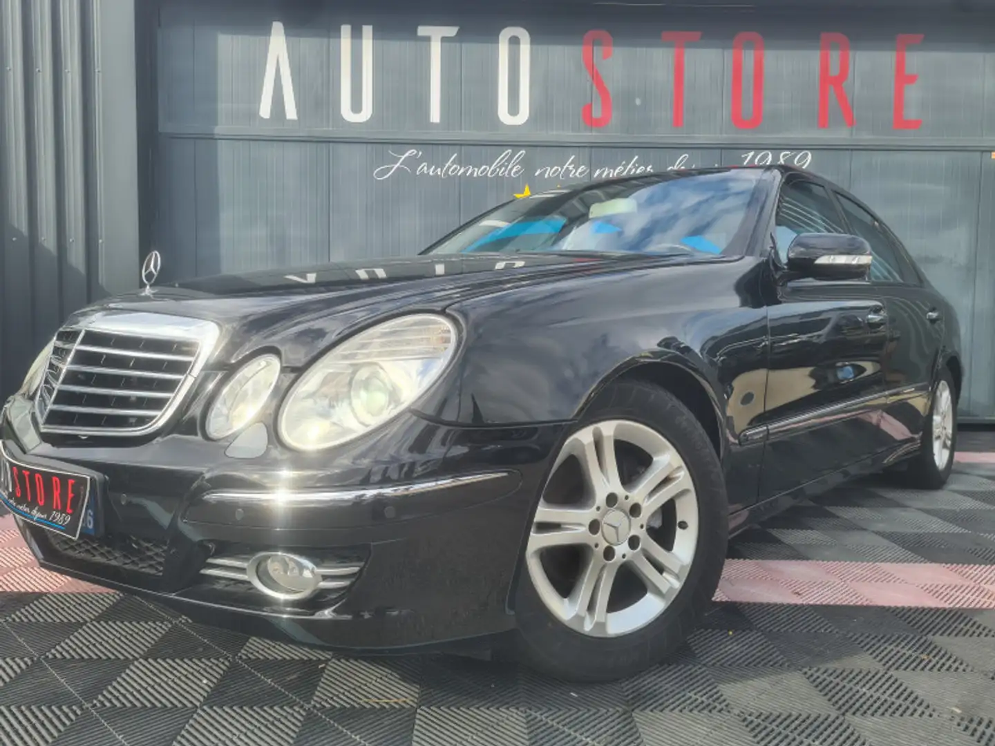 Mercedes-Benz E 200 200 CDI AVANTGARDE BA Noir - 2
