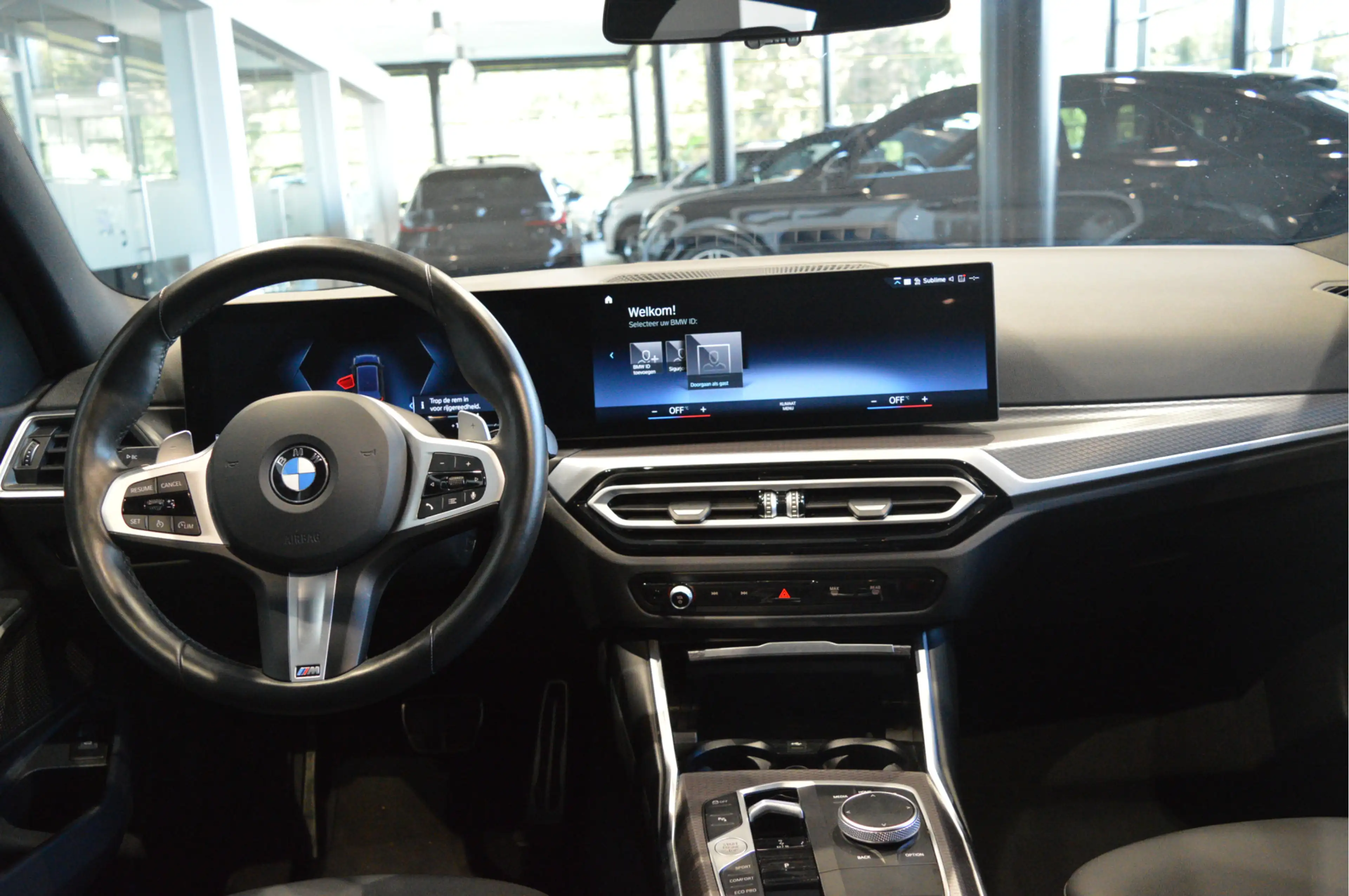 BMW 320 3-serie Touring 320d M-SPORT pano camera led 18 in — photo 2
