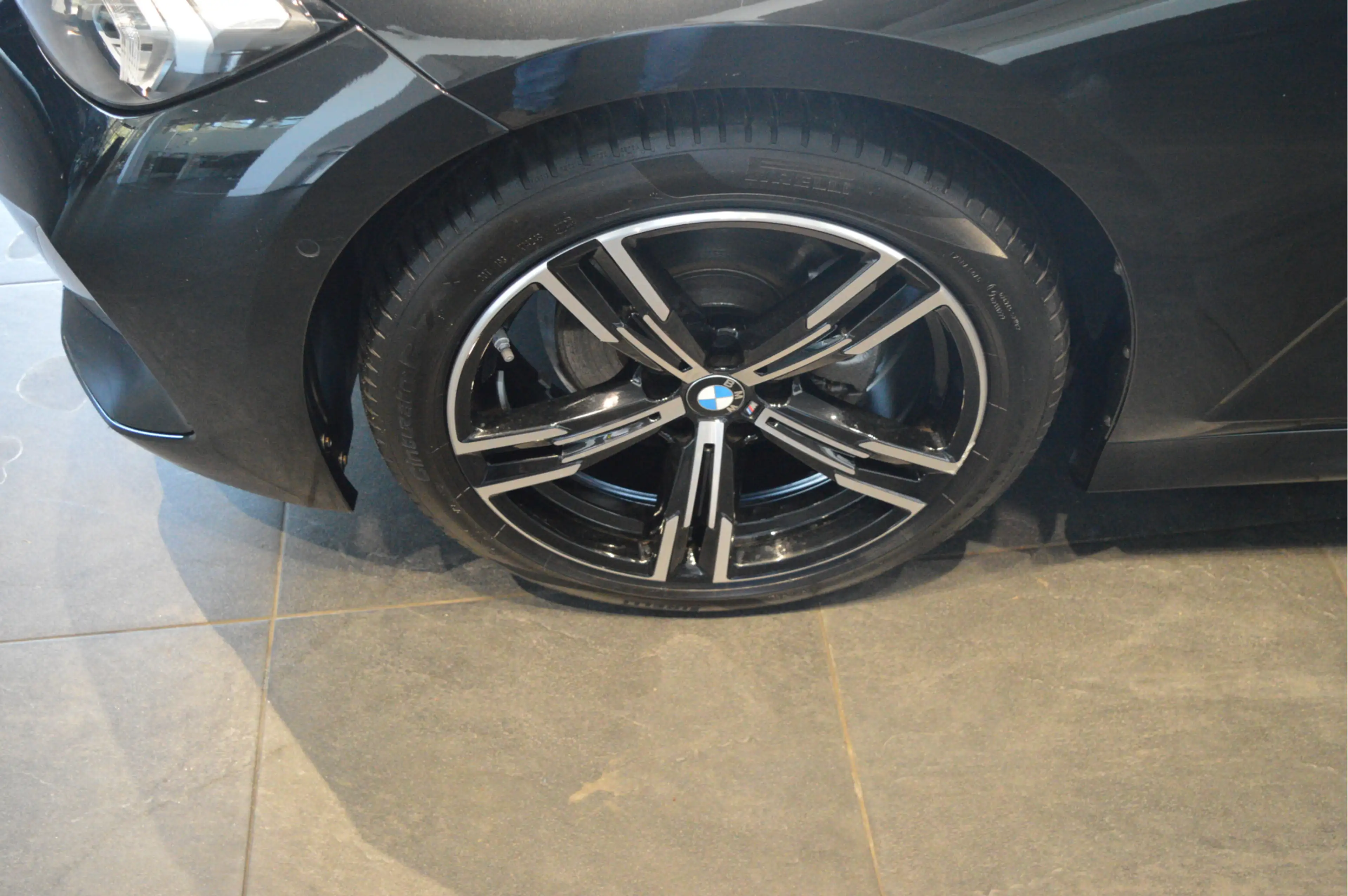 BMW 320 3-serie Touring 320d M-SPORT pano camera led 18 in — photo 11