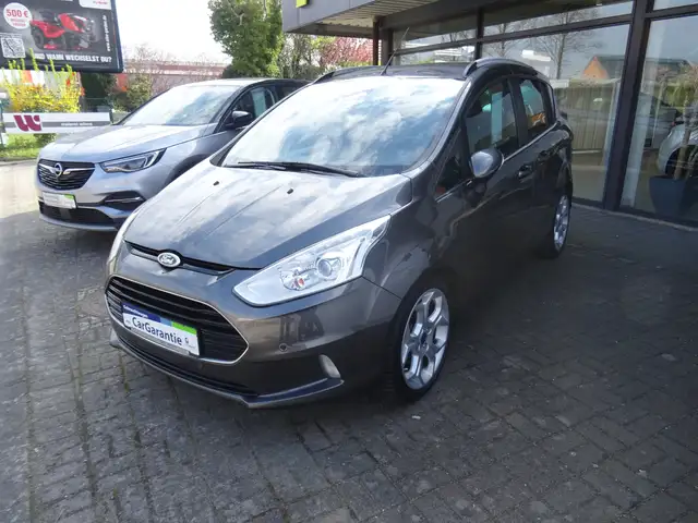 Ford B-Max Titanium