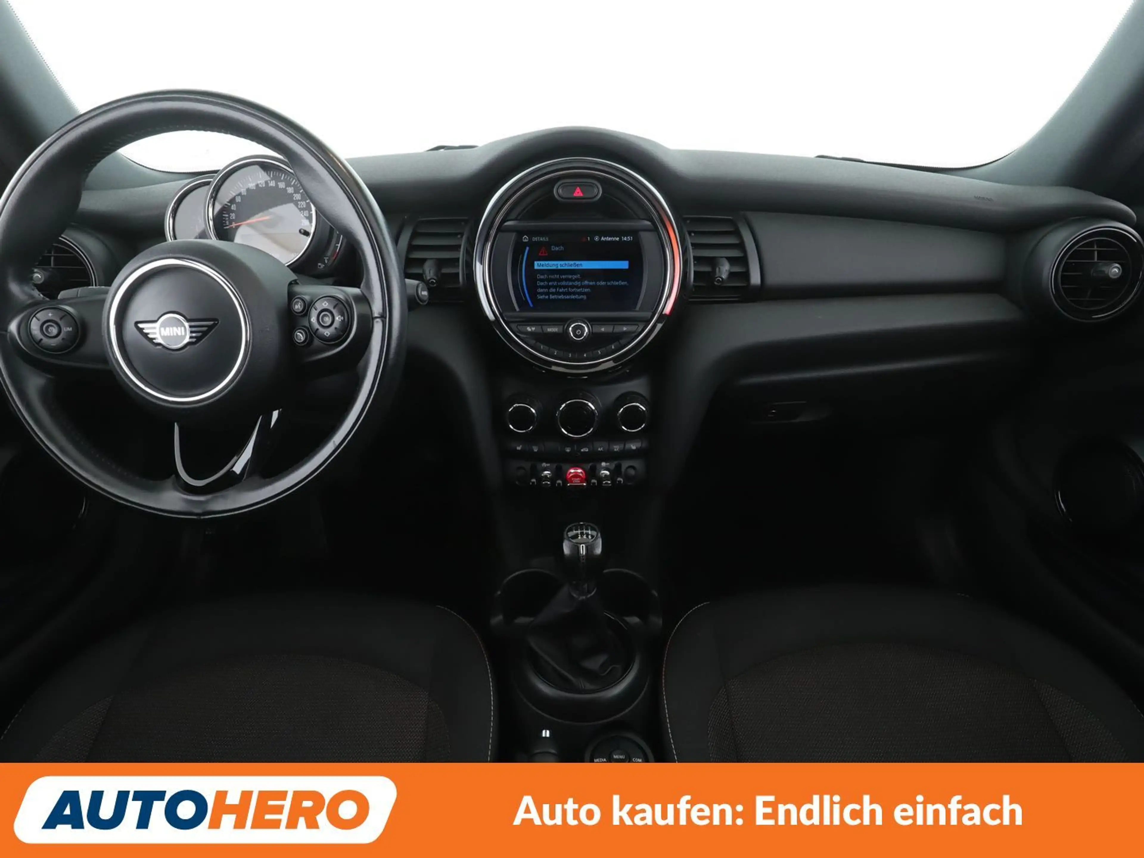 MINI One Cabrio One *TEMPO*PDC*SHZ* — photo 12