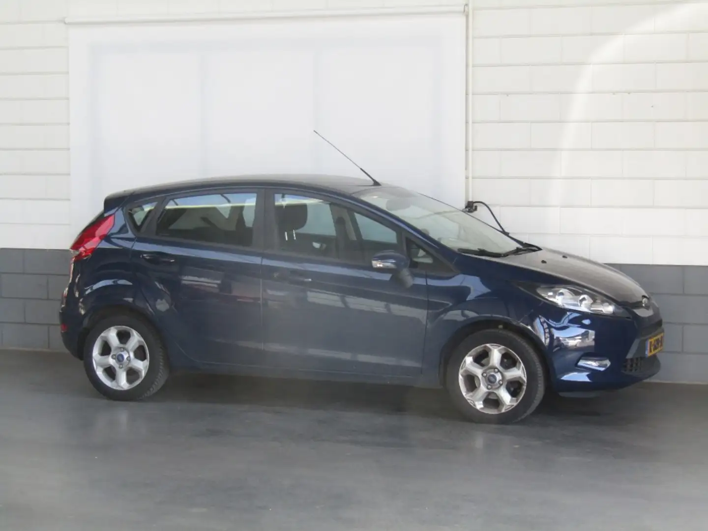 Ford Fiesta 1.25 Trend Azul - 2