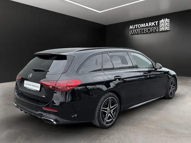 Mercedes-Benz C-Class view 6