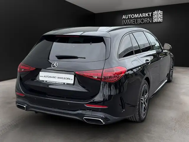 Mercedes-Benz C-Class view 11