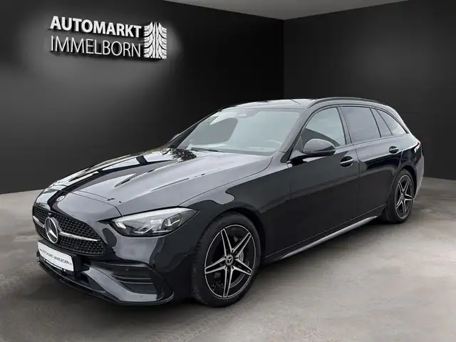 Mercedes-Benz C-Class view 4