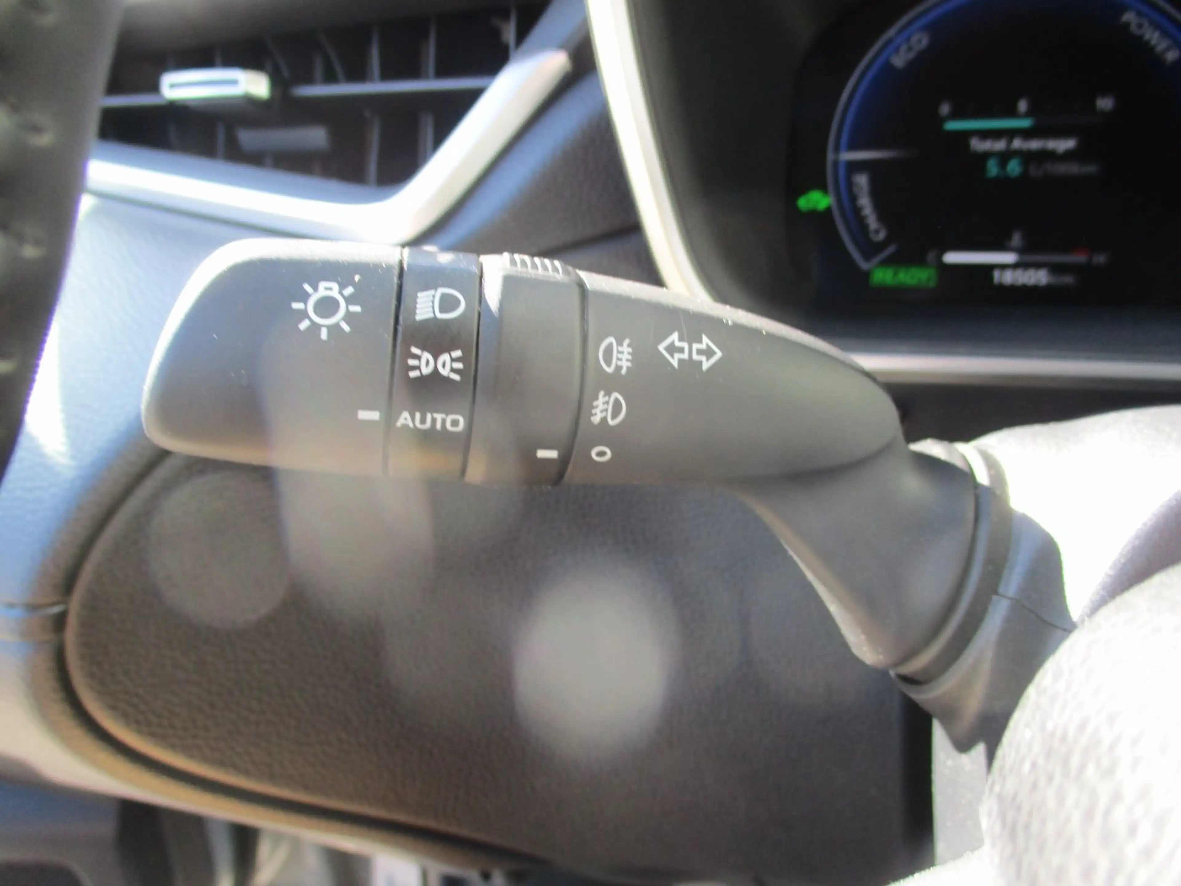Toyota Corolla Cross 1.8 FWD Active Drive ACC+LED+Navi — photo 13