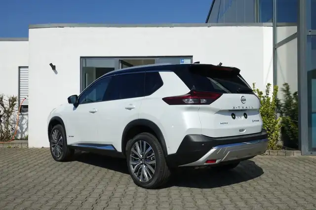 Nissan X-Trail TEKNA+ plus e-POWER 4x4 5Sitz/20Zoll/AHK