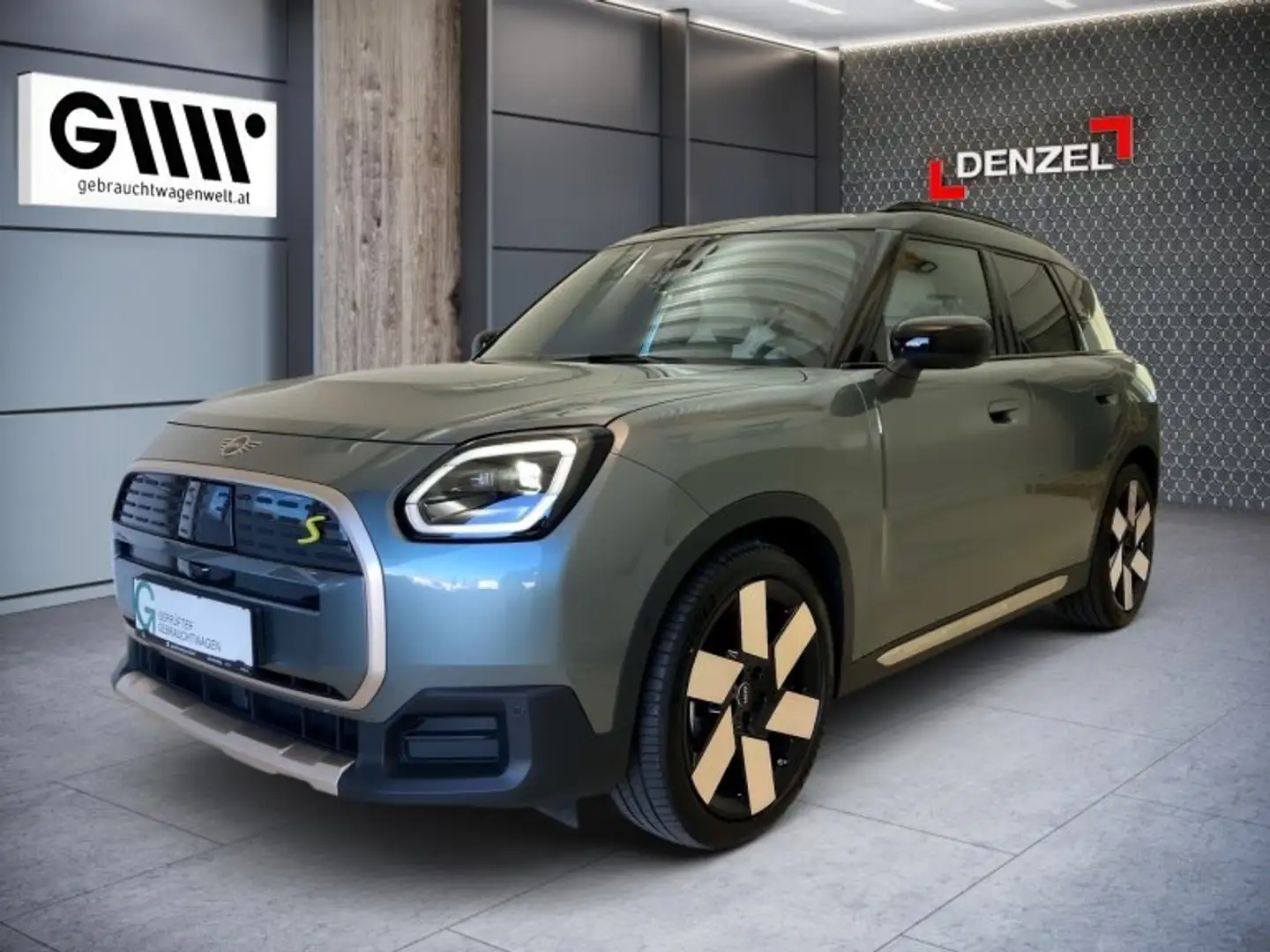 MINI Countryman SE All4 U25 XE2 Grün - 1