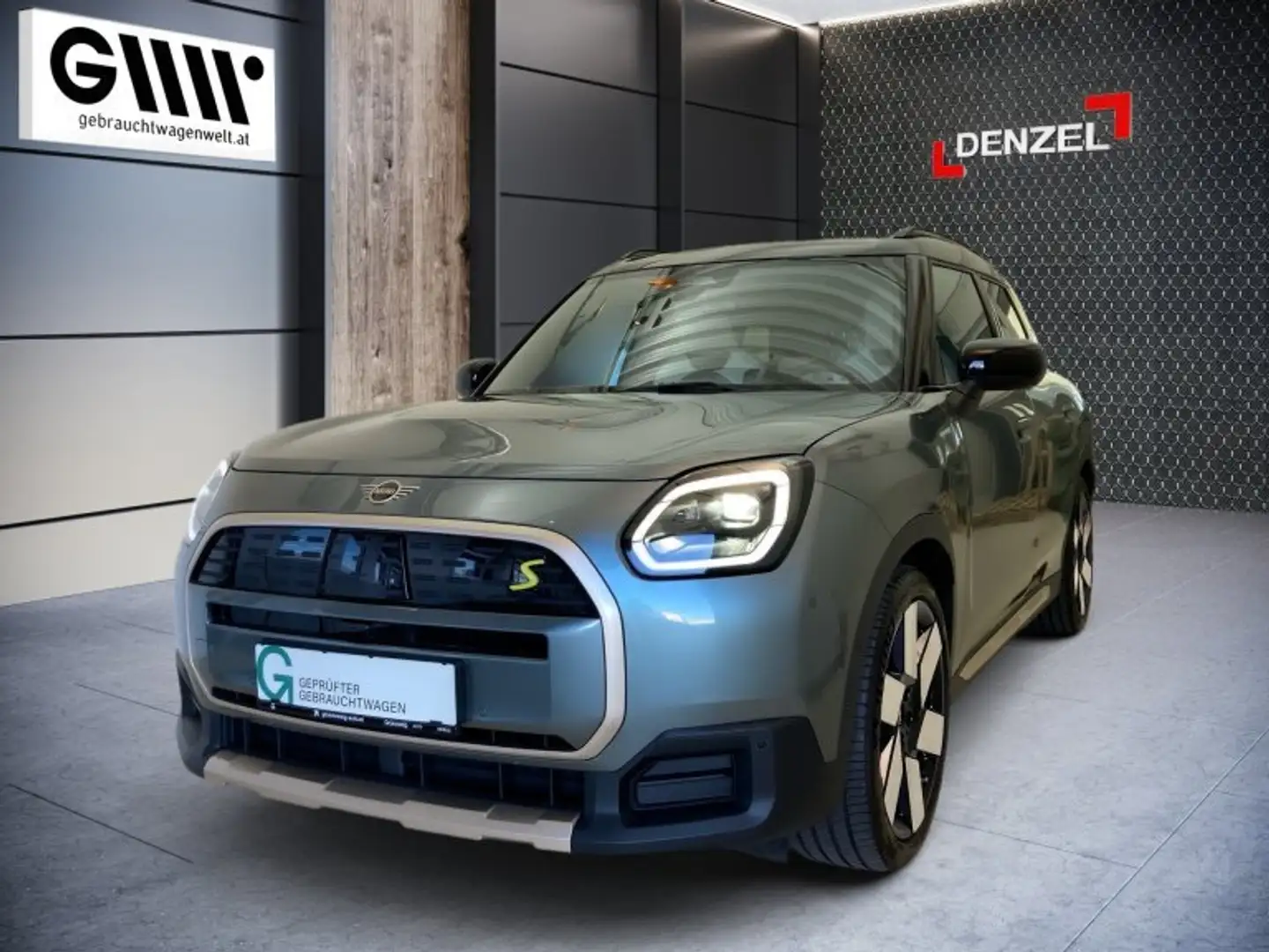 MINI Countryman SE All4 U25 XE2 Grün - 2