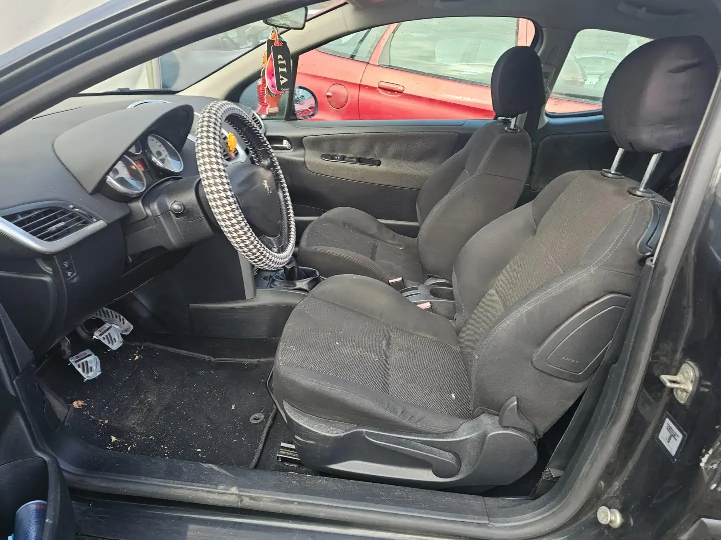 Peugeot 207 1.4-16V XS AIRCO *apk:06-2026* Schwarz - 2